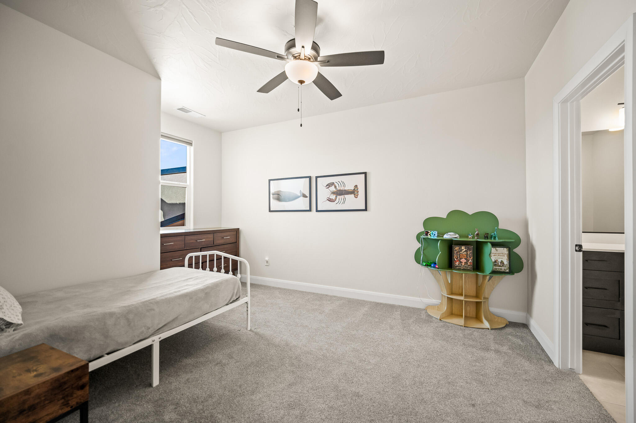 FRANKLIN FIELDS - Residential