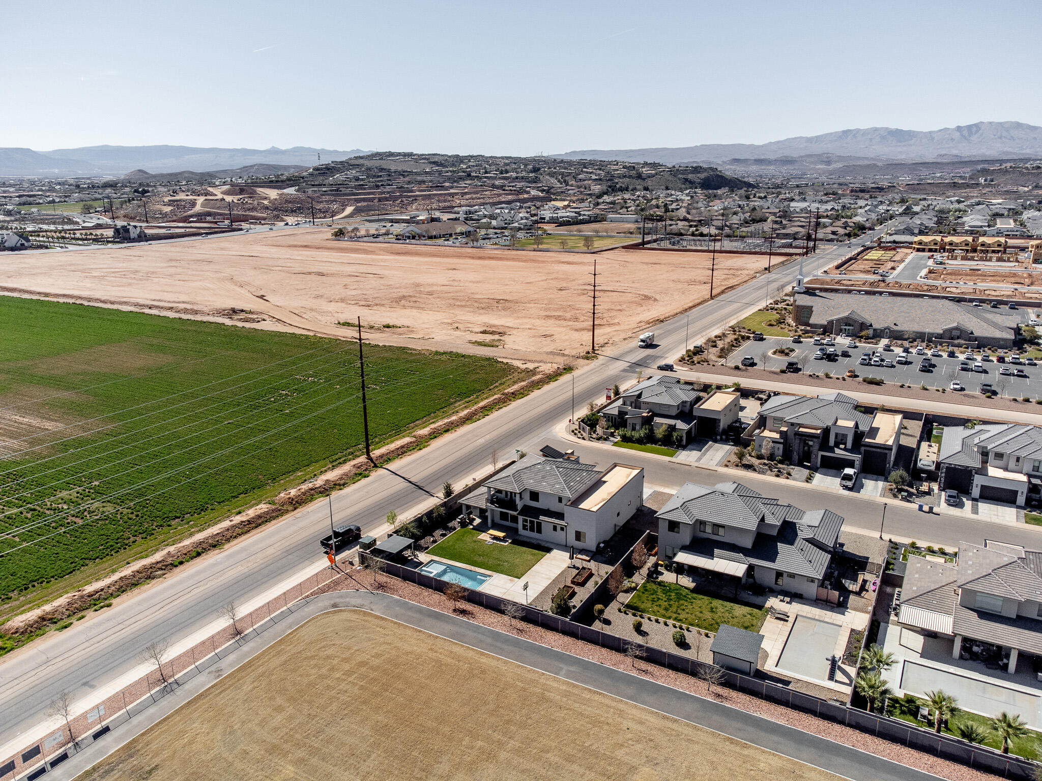 FRANKLIN FIELDS - Residential