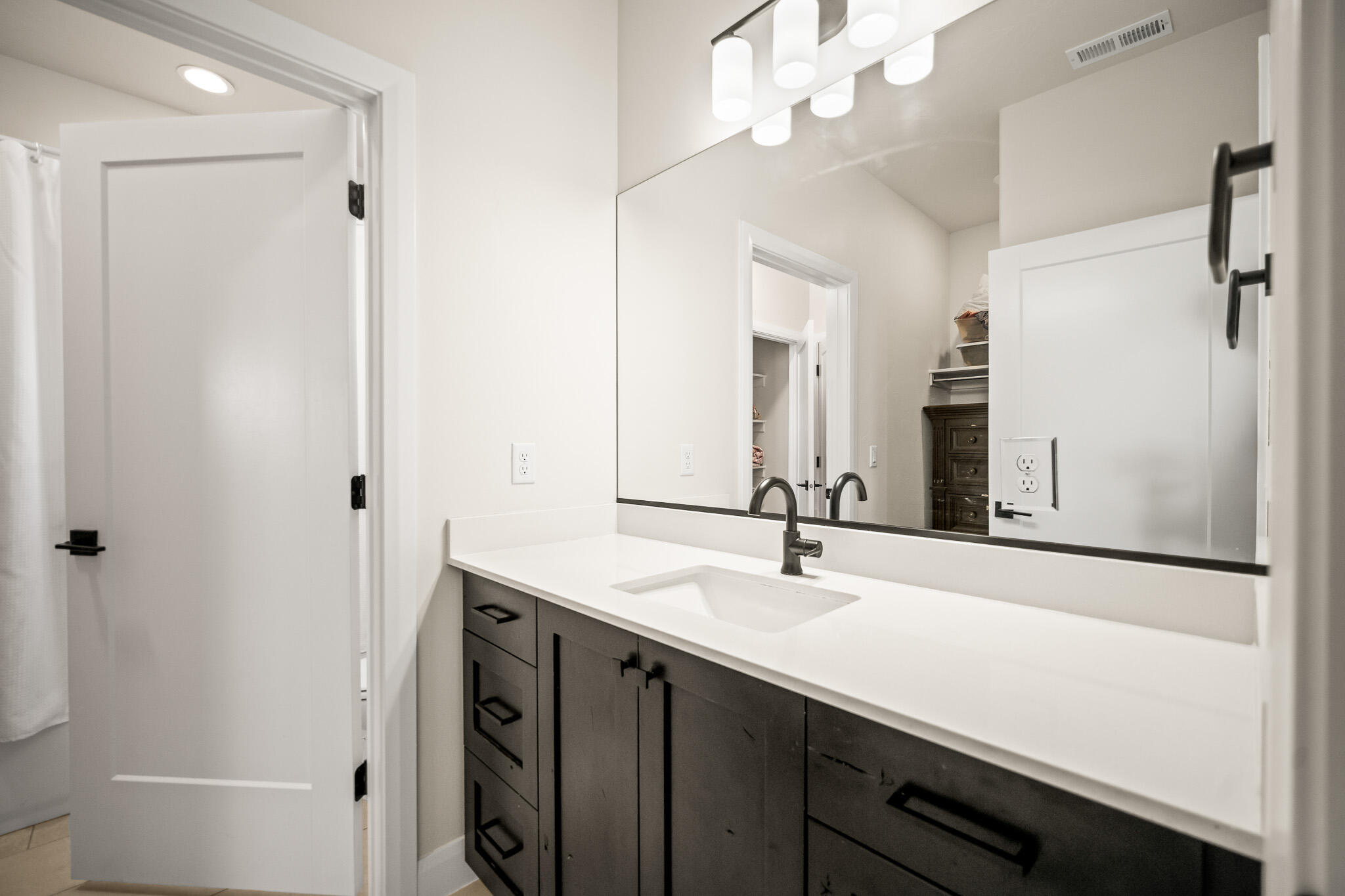 FRANKLIN FIELDS - Residential