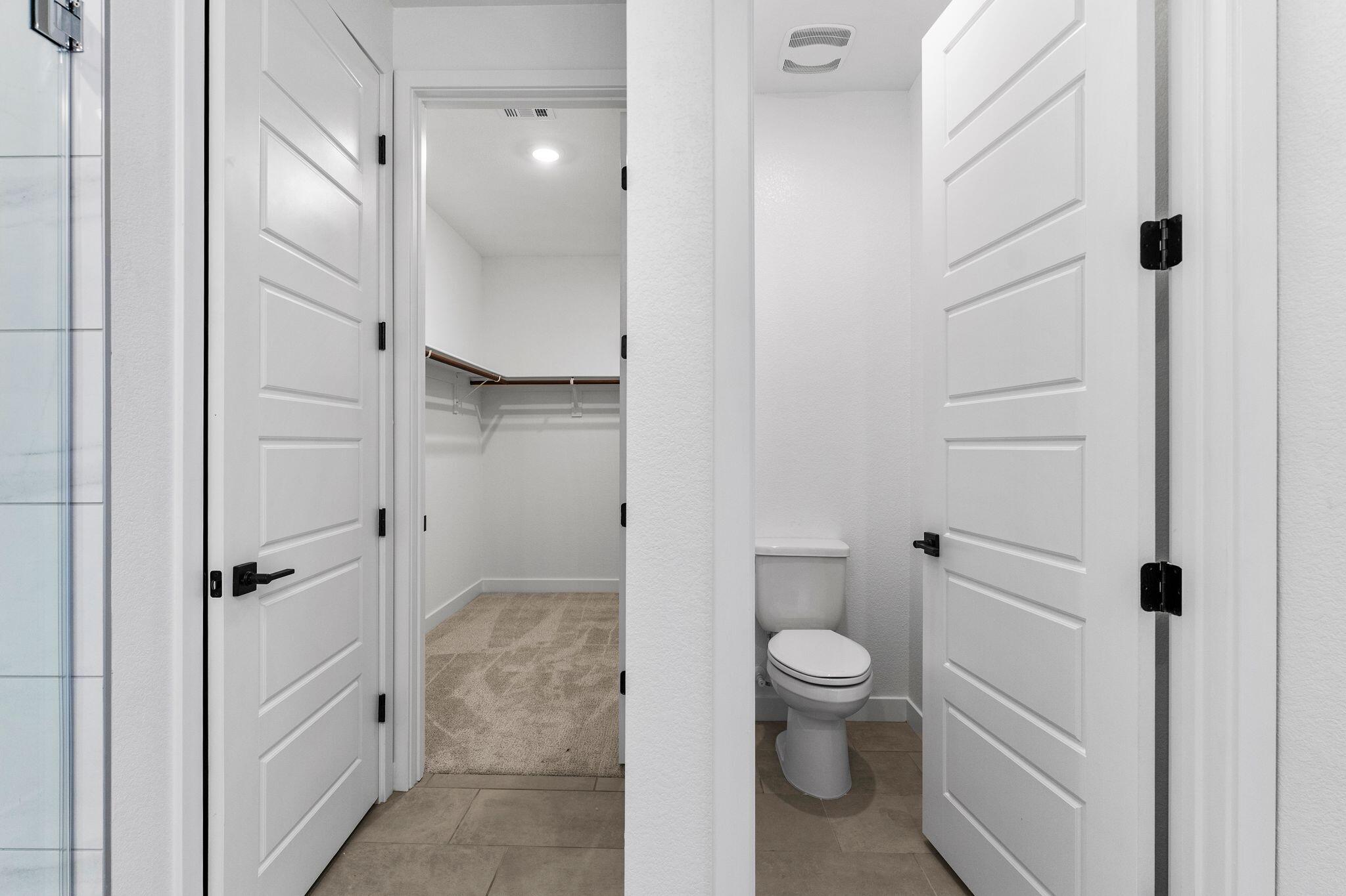 CECITA CREST AT DIVARIO - Residential