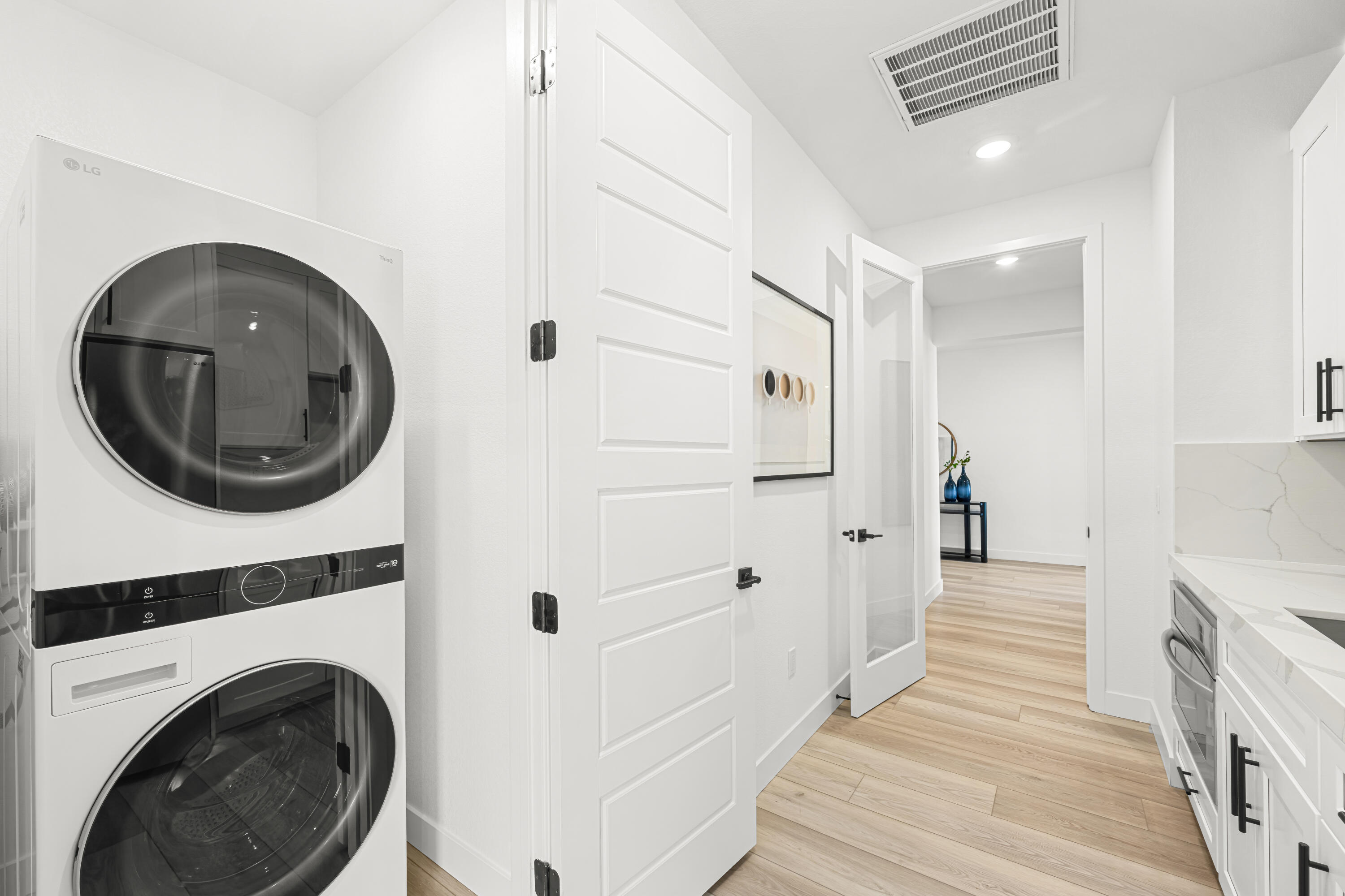 CECITA CREST AT DIVARIO - Residential