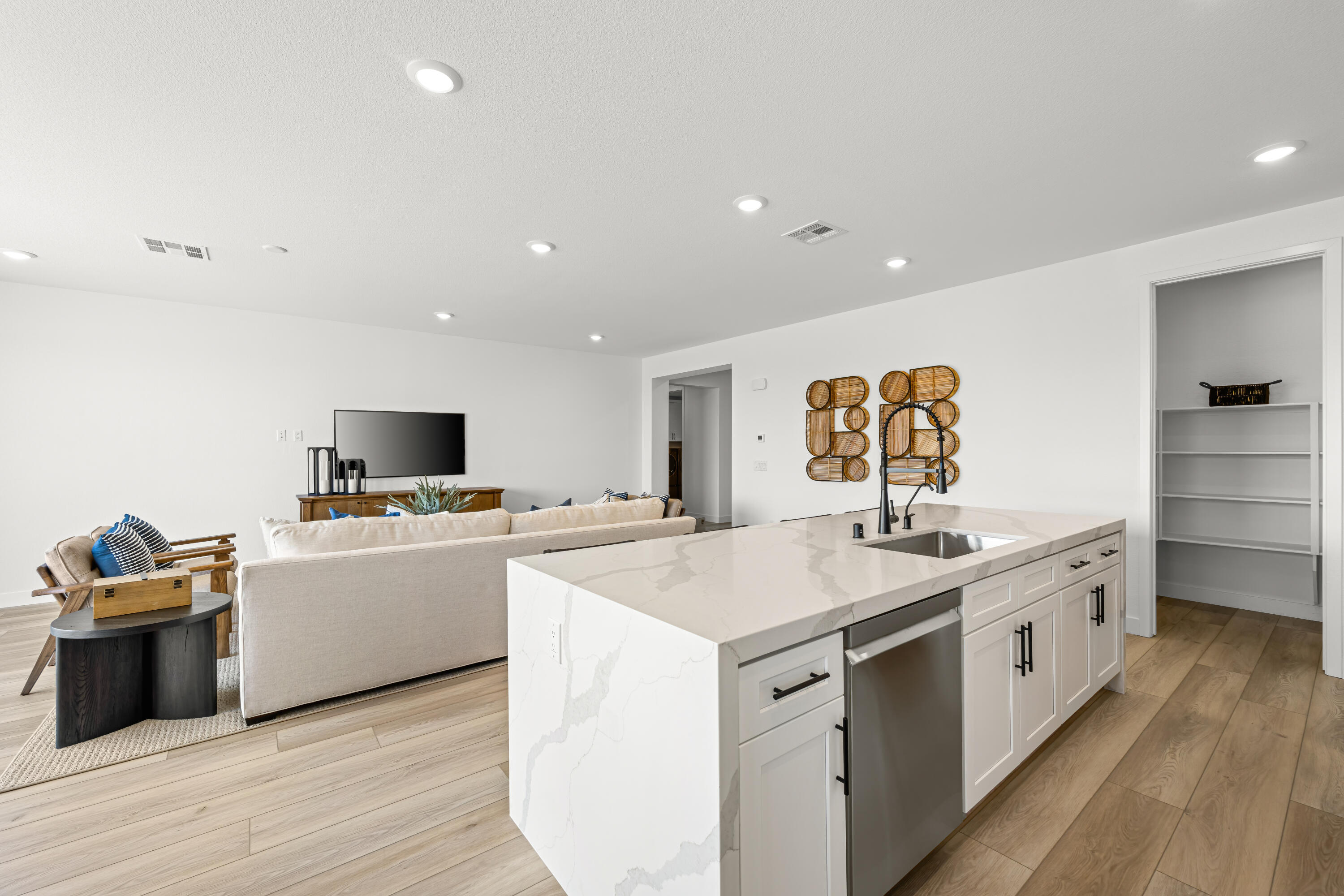 CECITA CREST AT DIVARIO - Residential