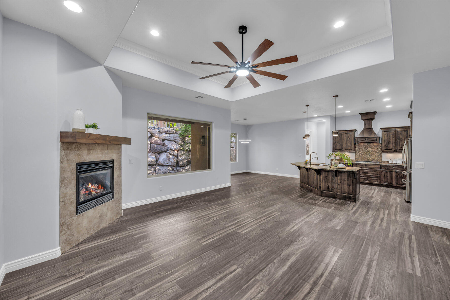 BELLA VISTA AT STONE MOUNTAIN - Residential