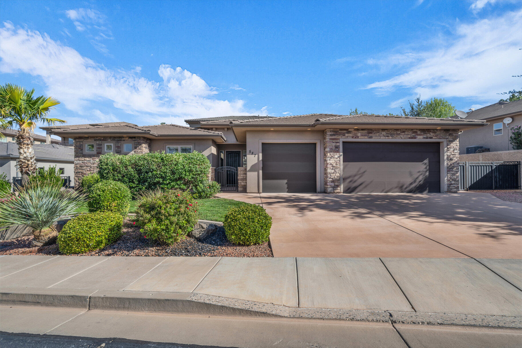 BELLA VISTA AT STONE MOUNTAIN - Residential