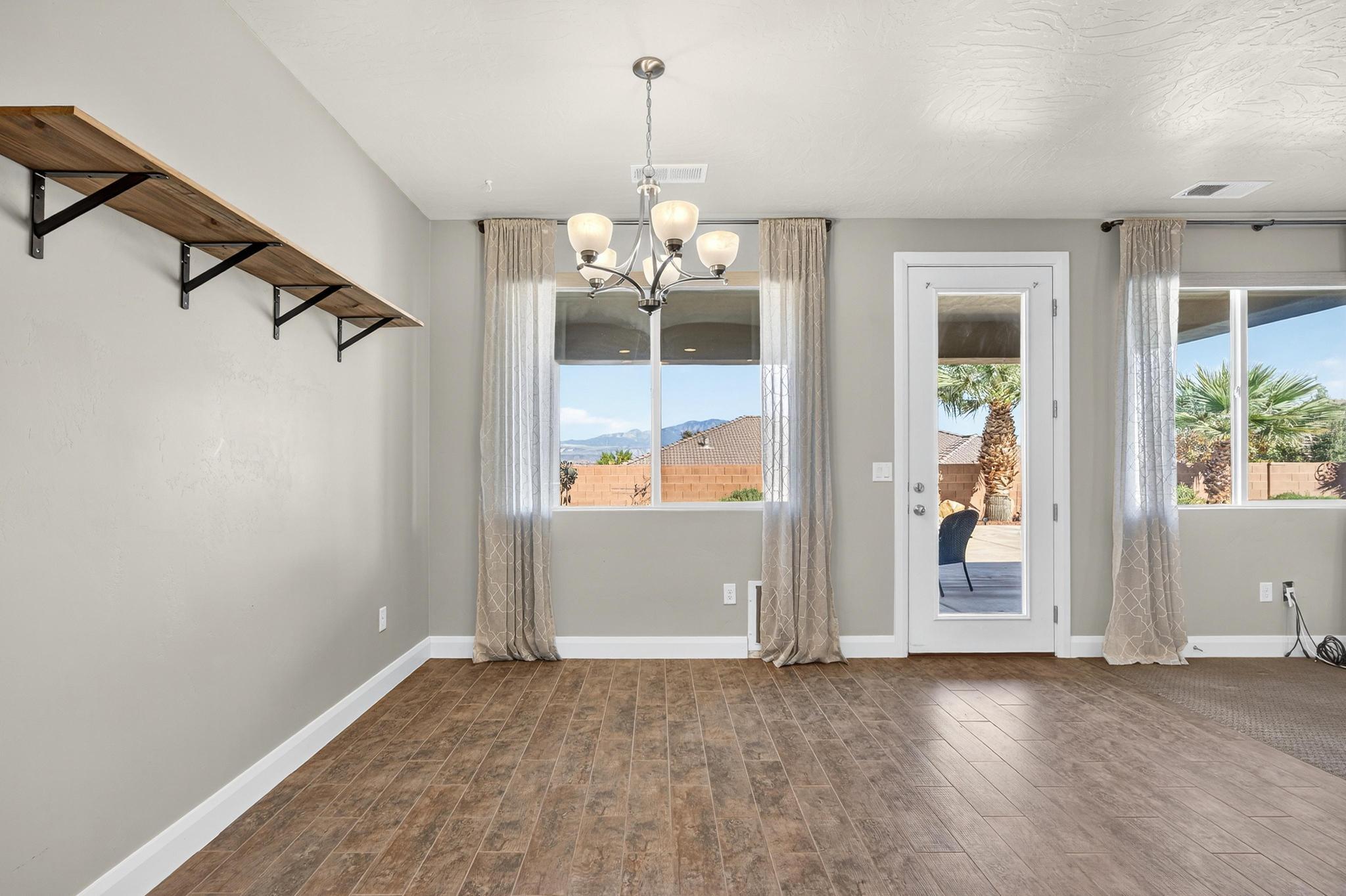 ASPEN ESTATES - Residential