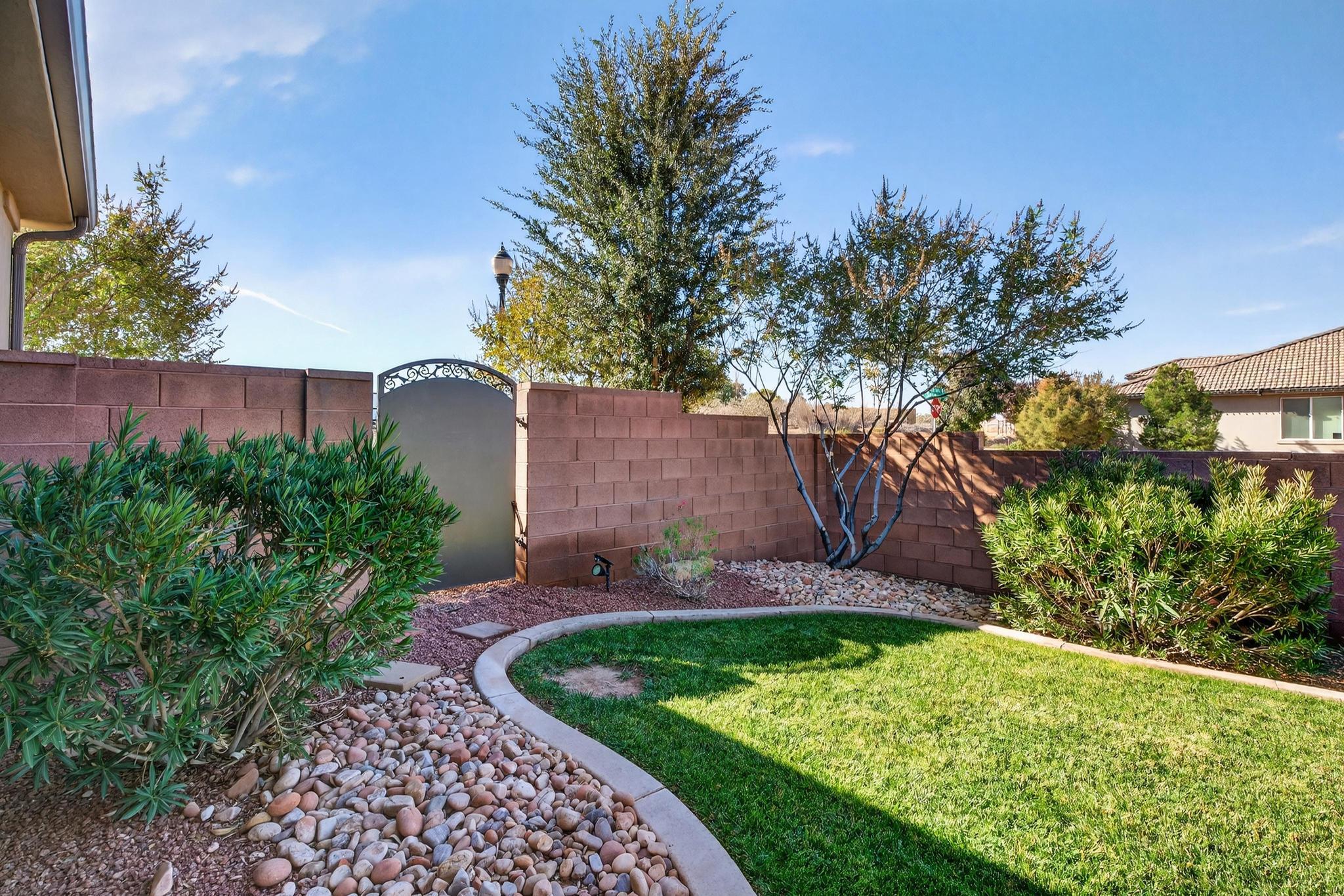 ASPEN ESTATES - Residential