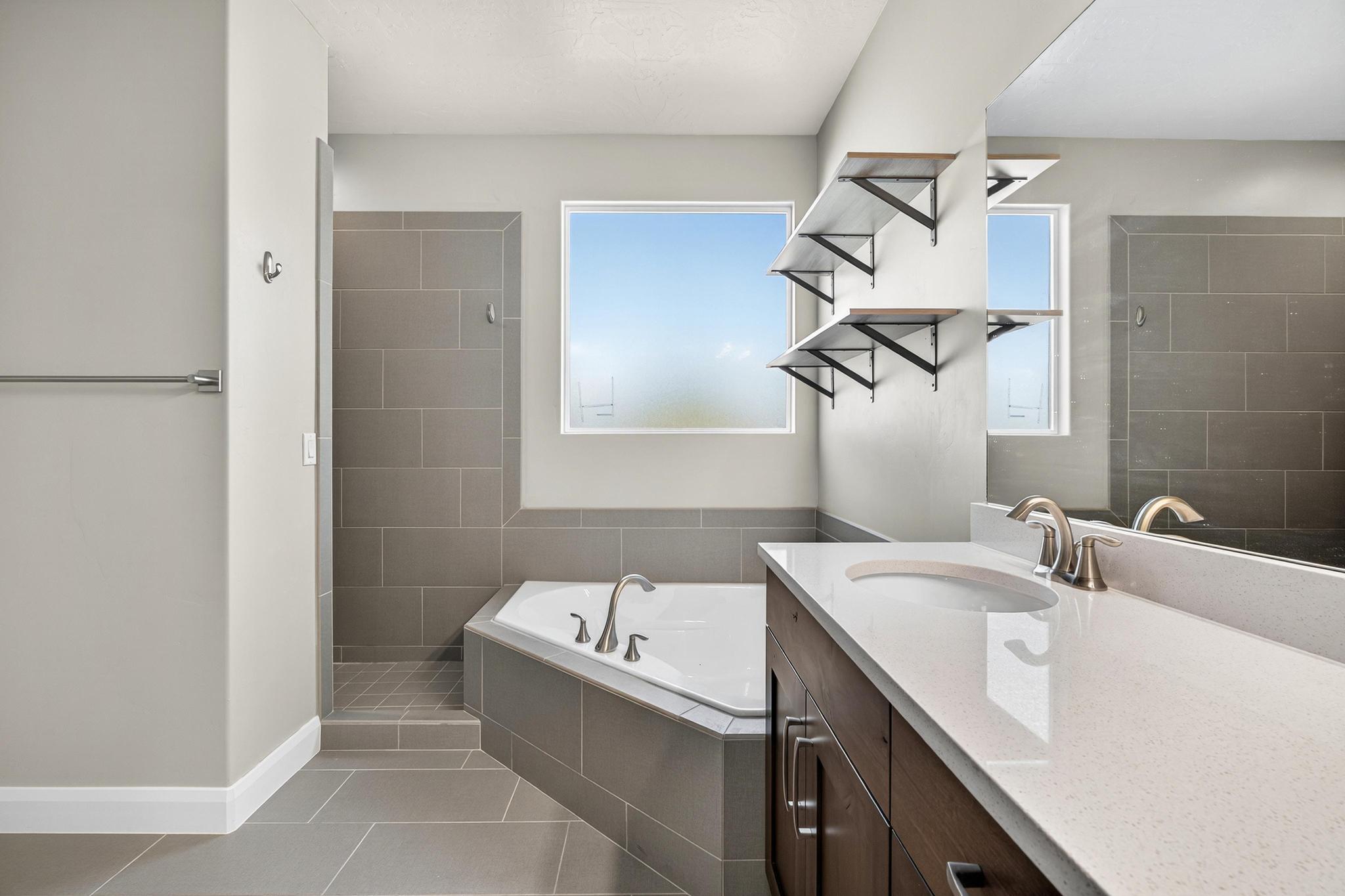 ASPEN ESTATES - Residential