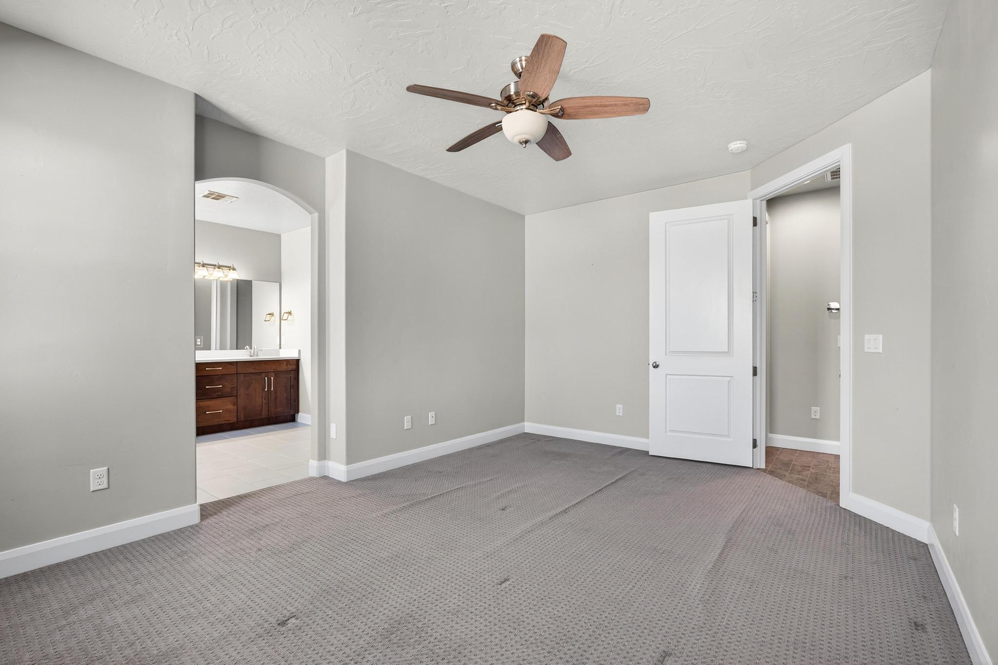 ASPEN ESTATES - Residential