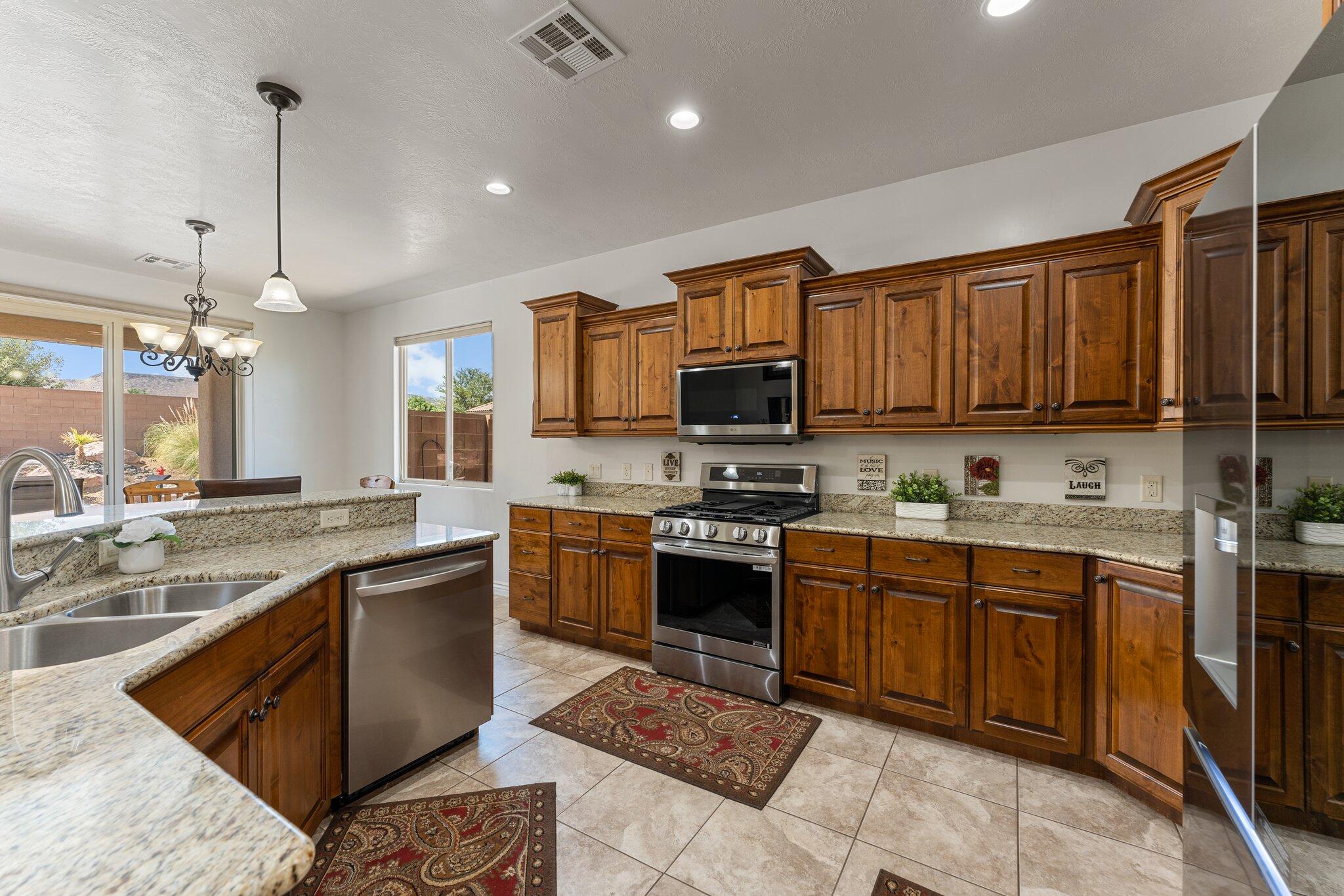 NORTHBRIDGE - Residential