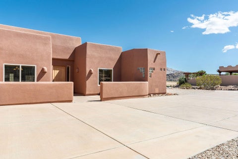 Tiny photo for 4458 S 1500 W, Hurricane, UT 84737 (MLS # 26-276039)