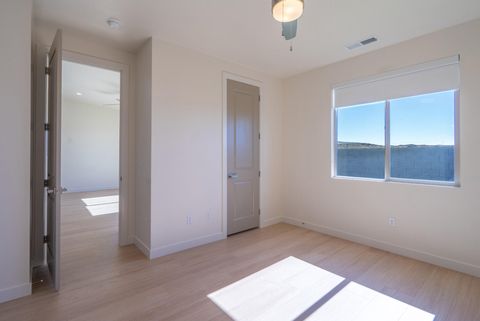 Tiny photo for 3001 W 570 N, Hurricane, UT 84737 (MLS # 26-271920)