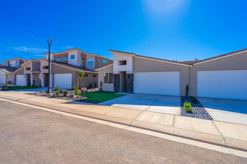 Tiny photo for 3001 W 570 N, Hurricane, UT 84737 (MLS # 26-271920)