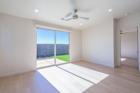 Tiny photo for 3001 W 570 N, Hurricane, UT 84737 (MLS # 26-271920)