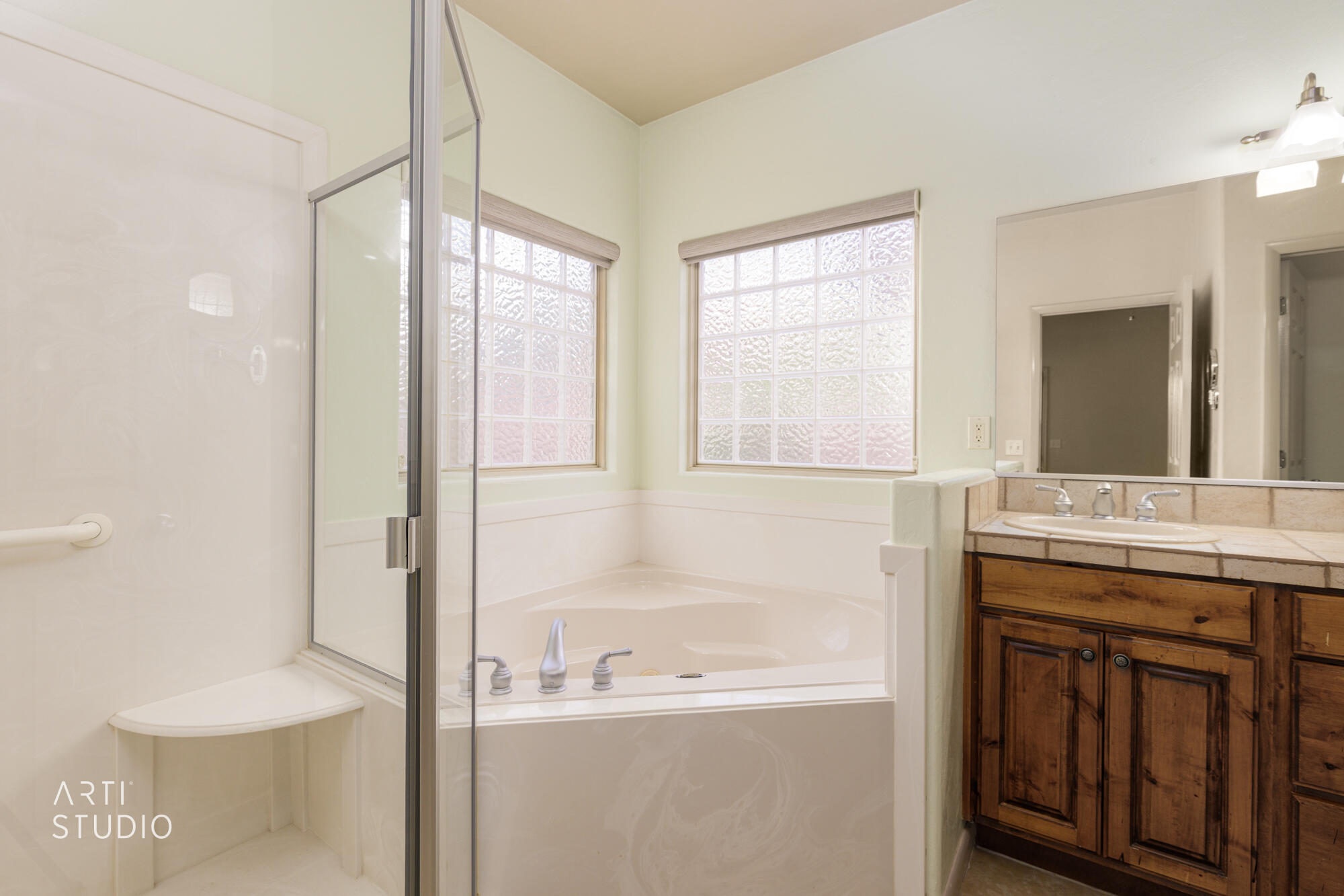 RIVER CREST TOWNHOMES - Residential