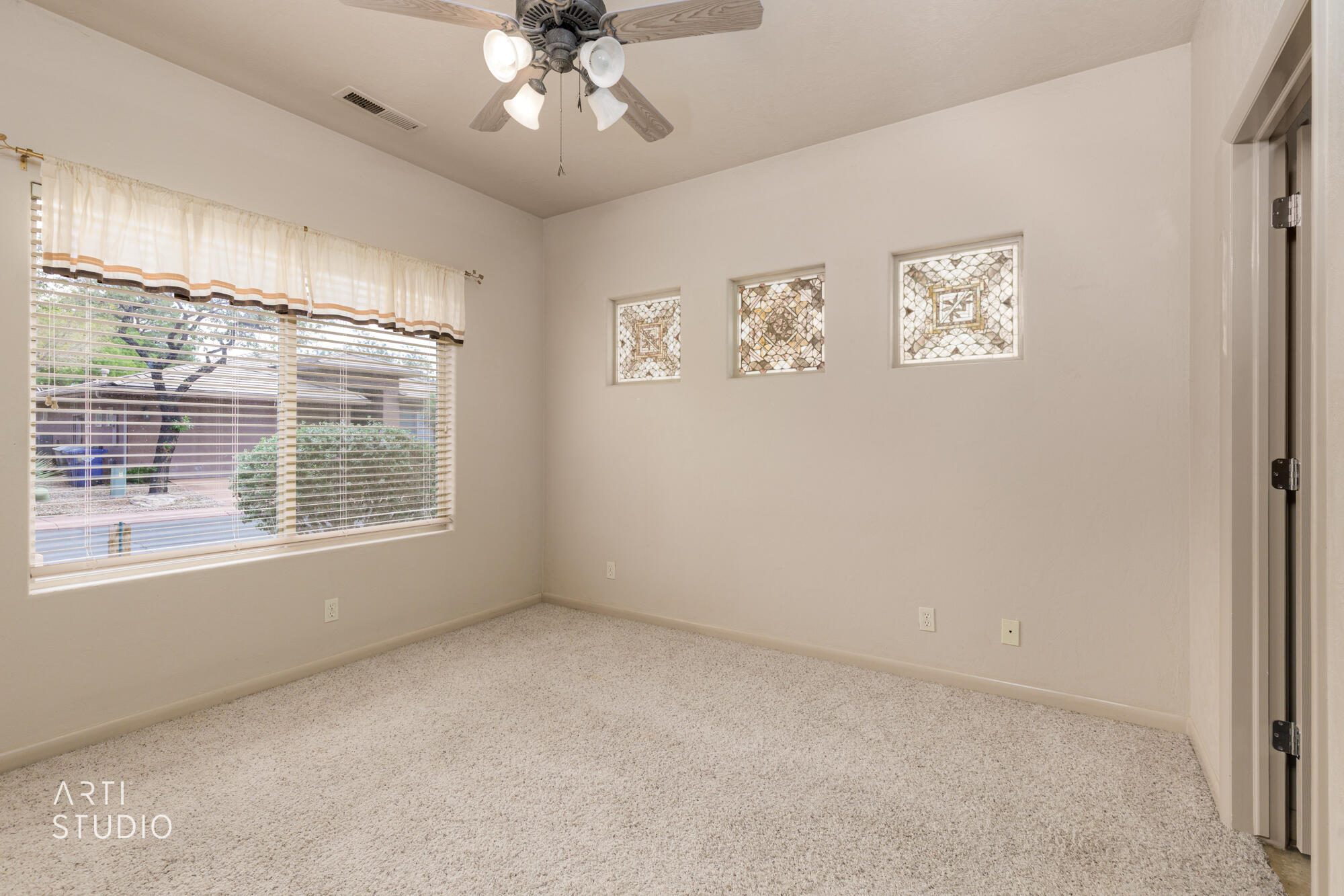 RIVER CREST TOWNHOMES - Residential