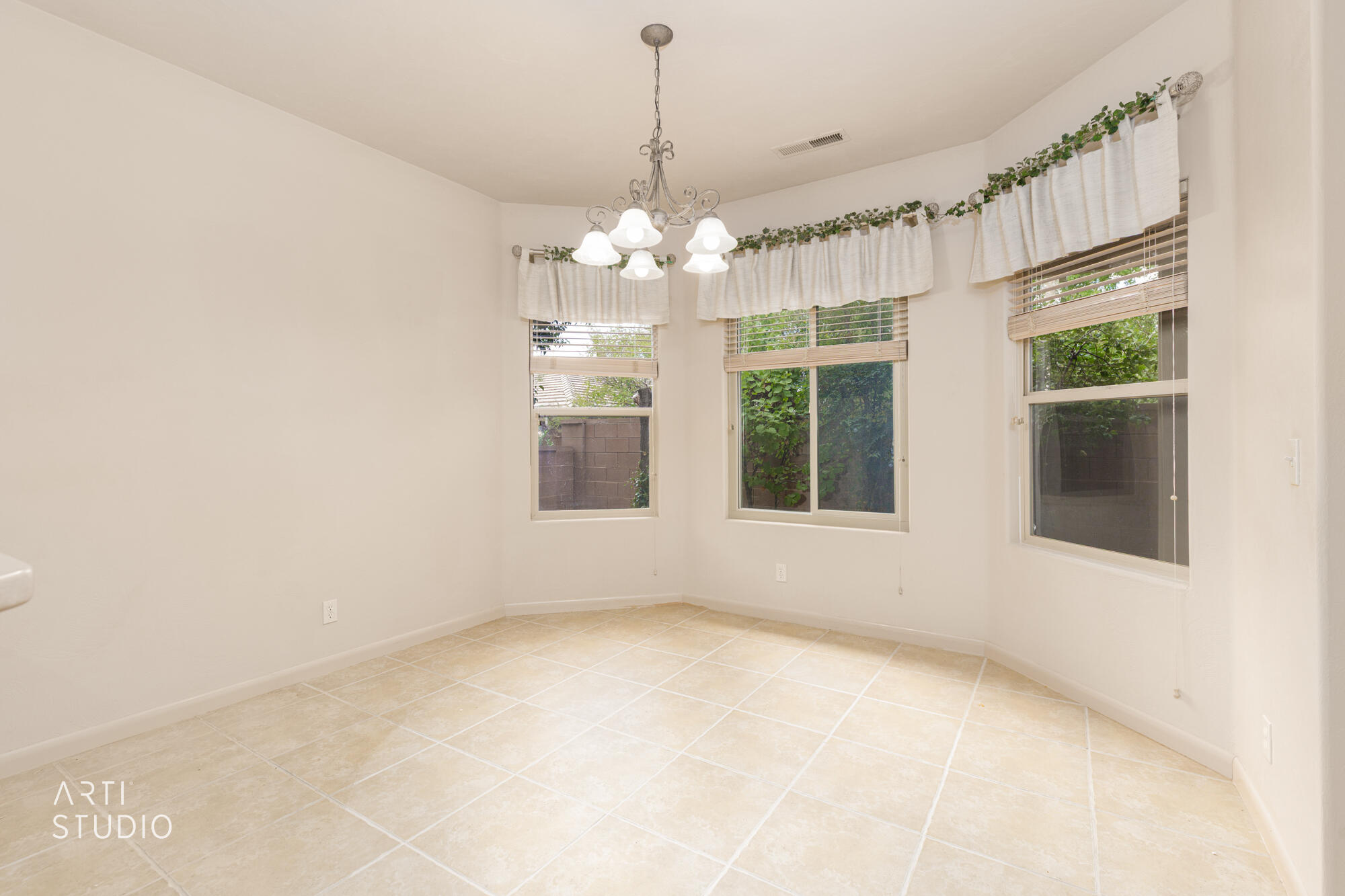 RIVER CREST TOWNHOMES - Residential