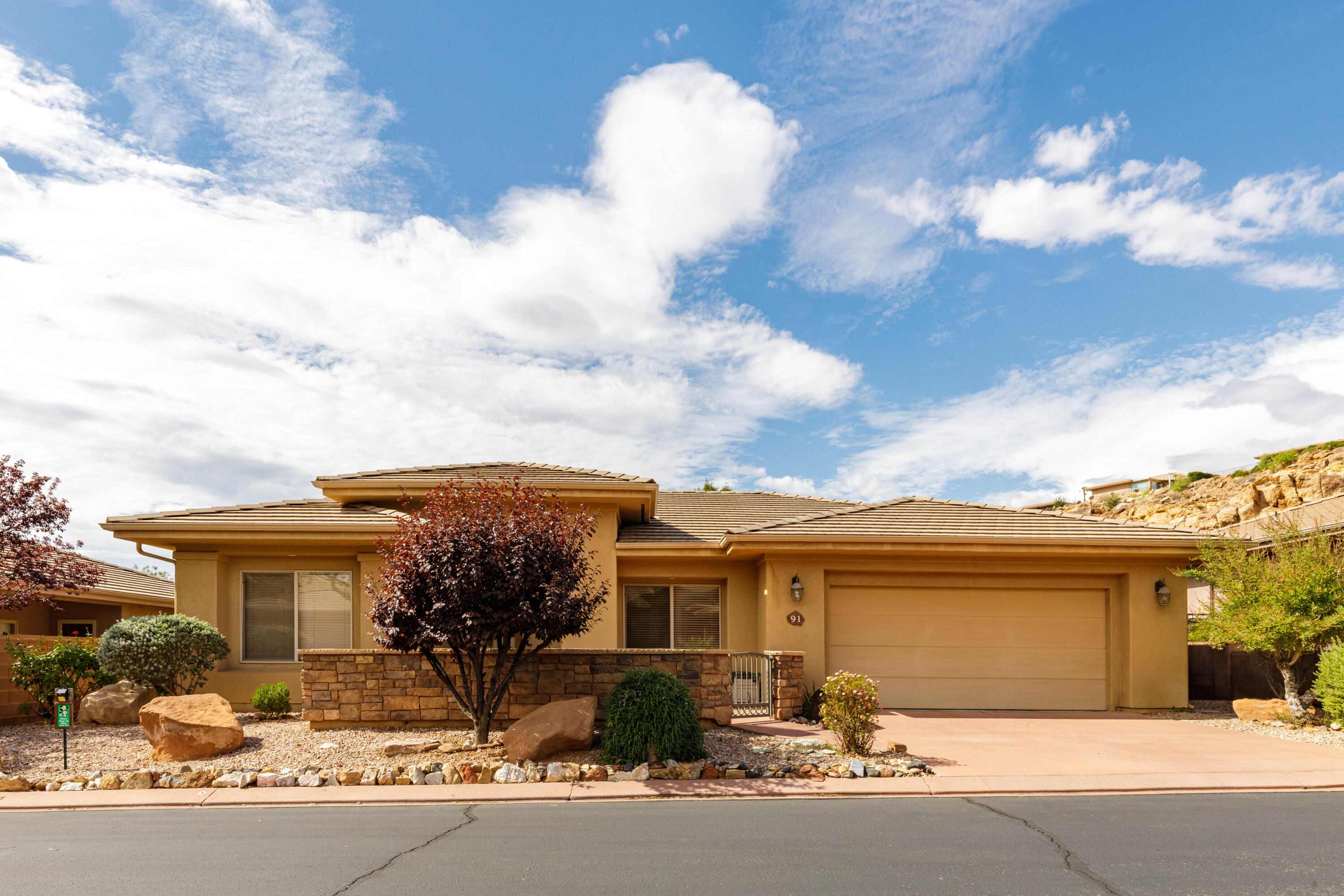 RIVER CREST TOWNHOMES - Residential