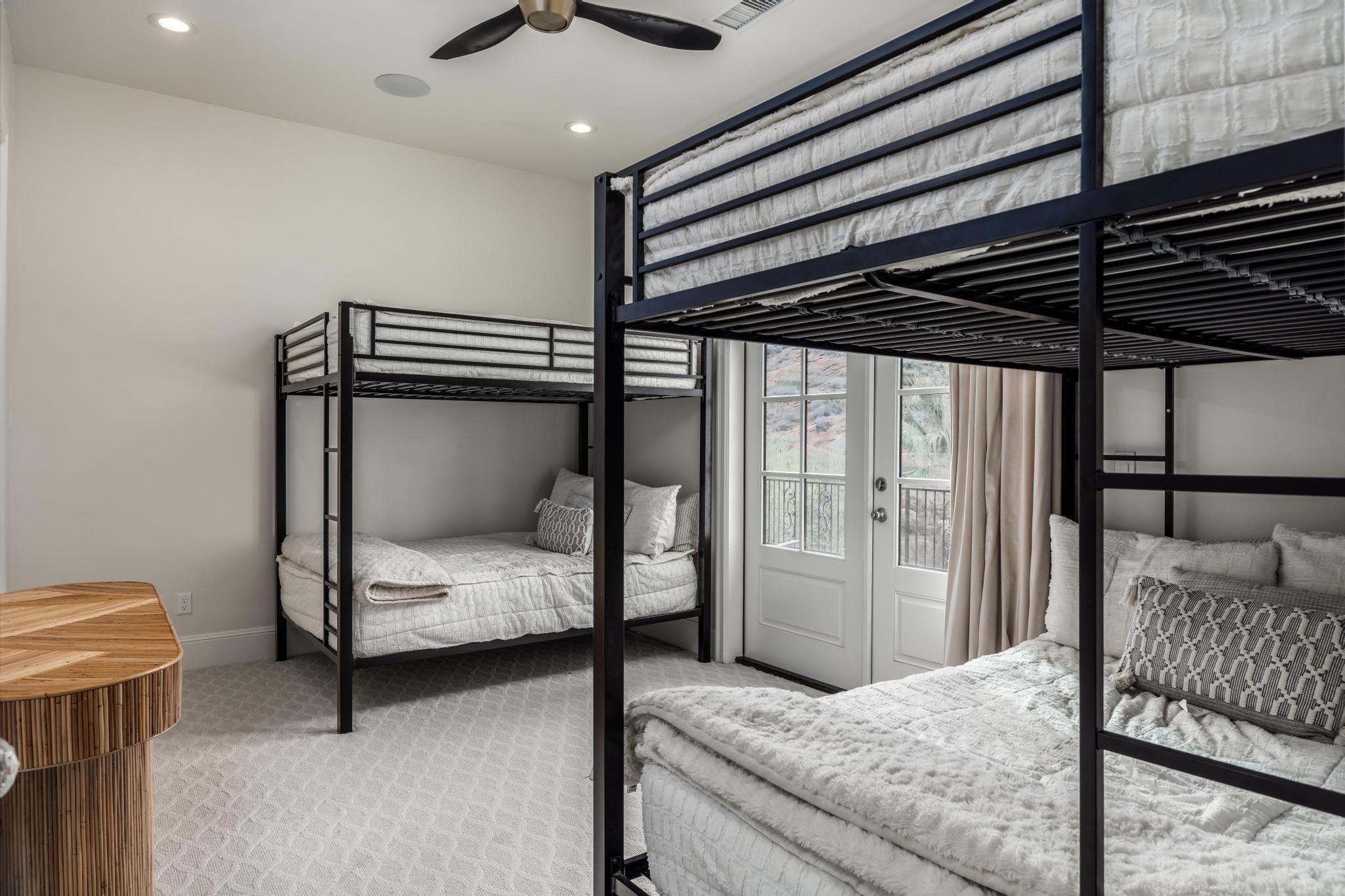 SHADOW BLUFF - Residential