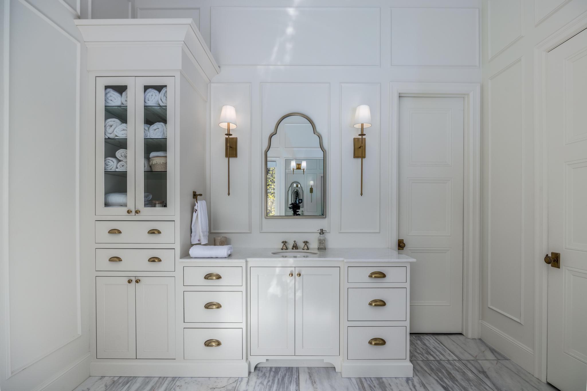 SHADOW BLUFF - Residential