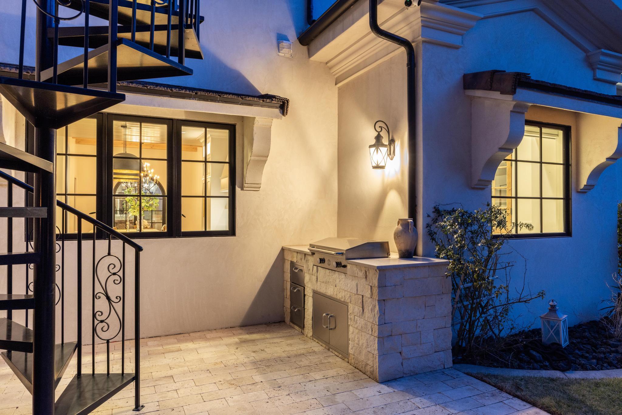 SHADOW BLUFF - Residential