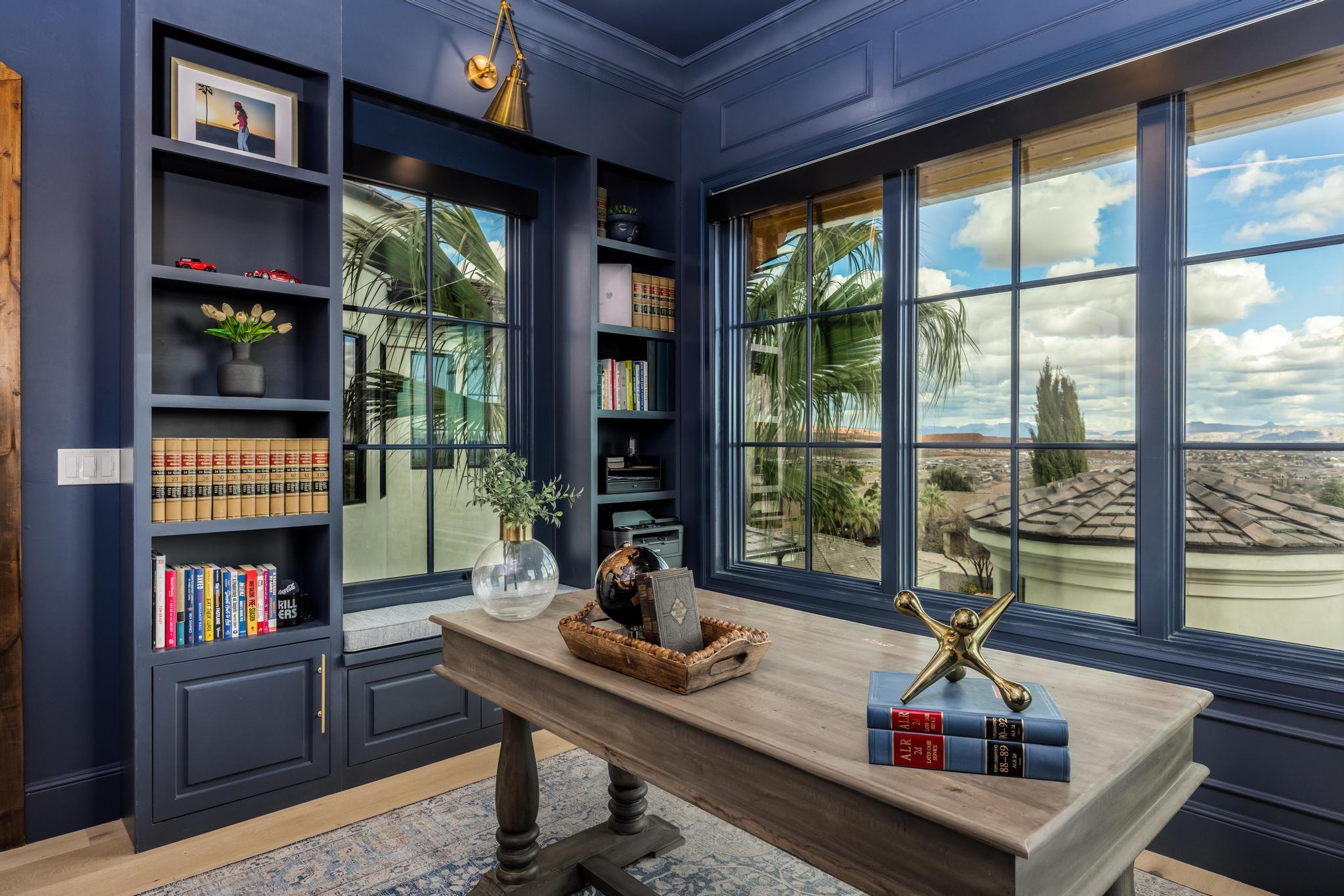 SHADOW BLUFF - Residential