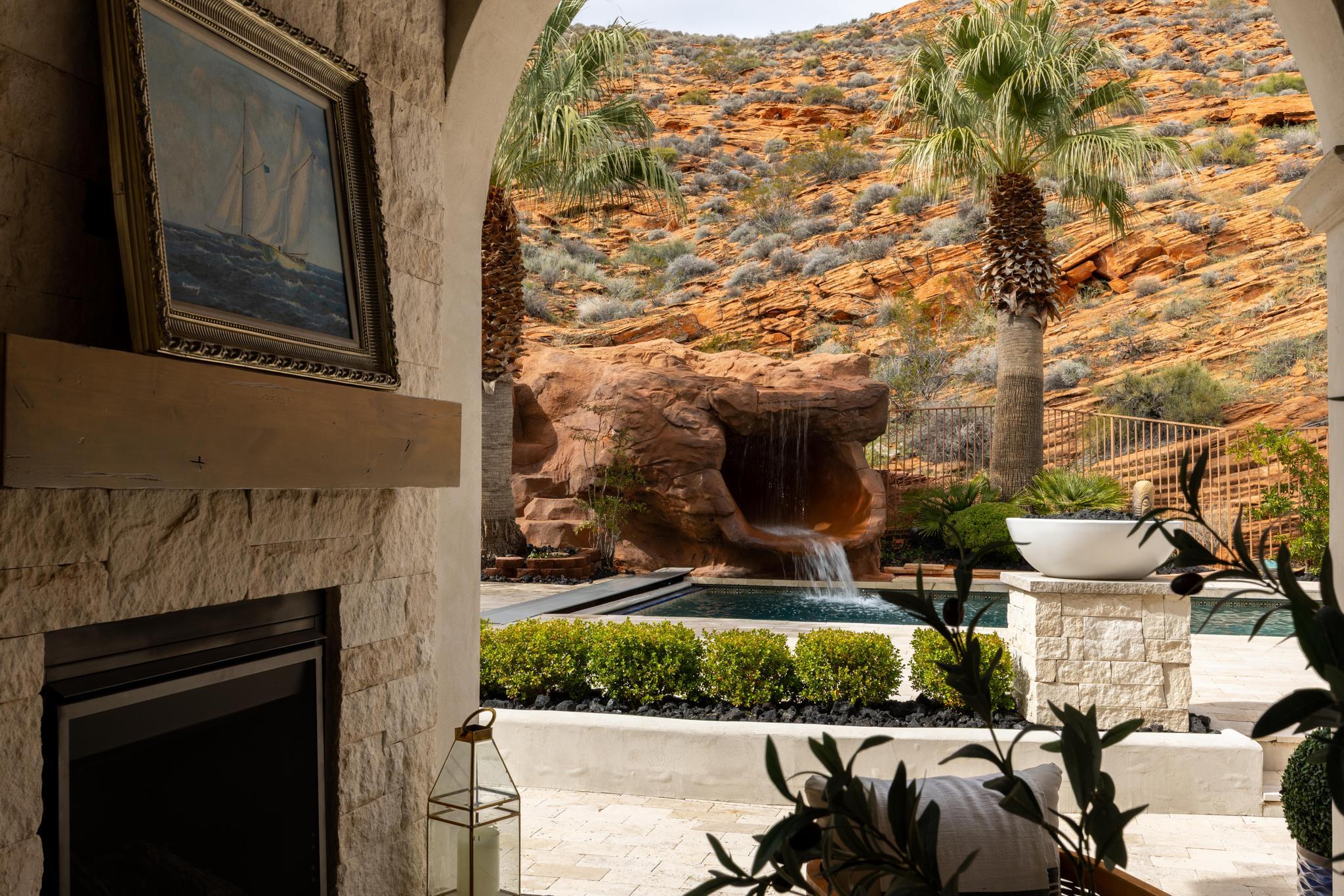 SHADOW BLUFF - Residential