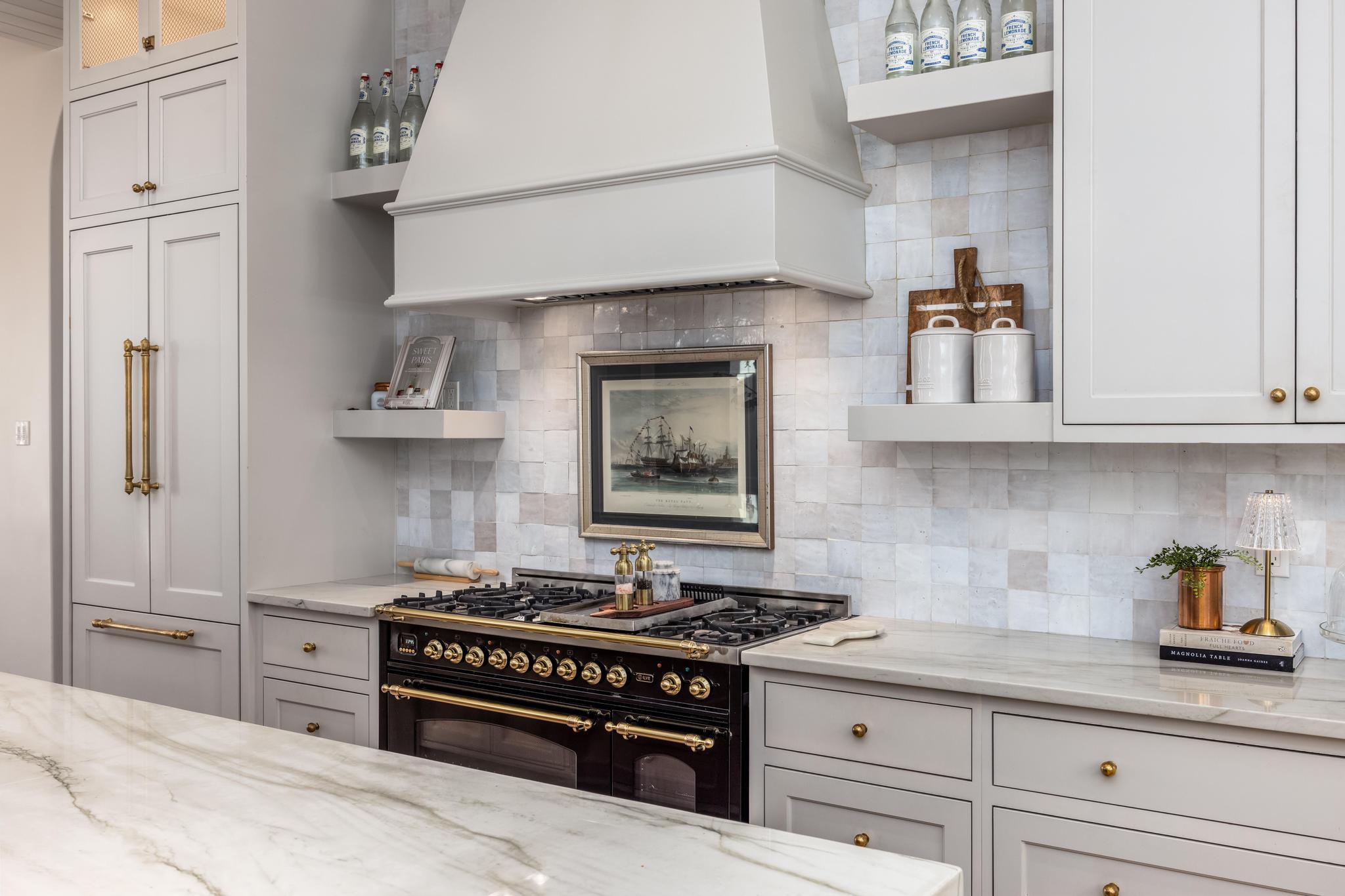 SHADOW BLUFF - Residential