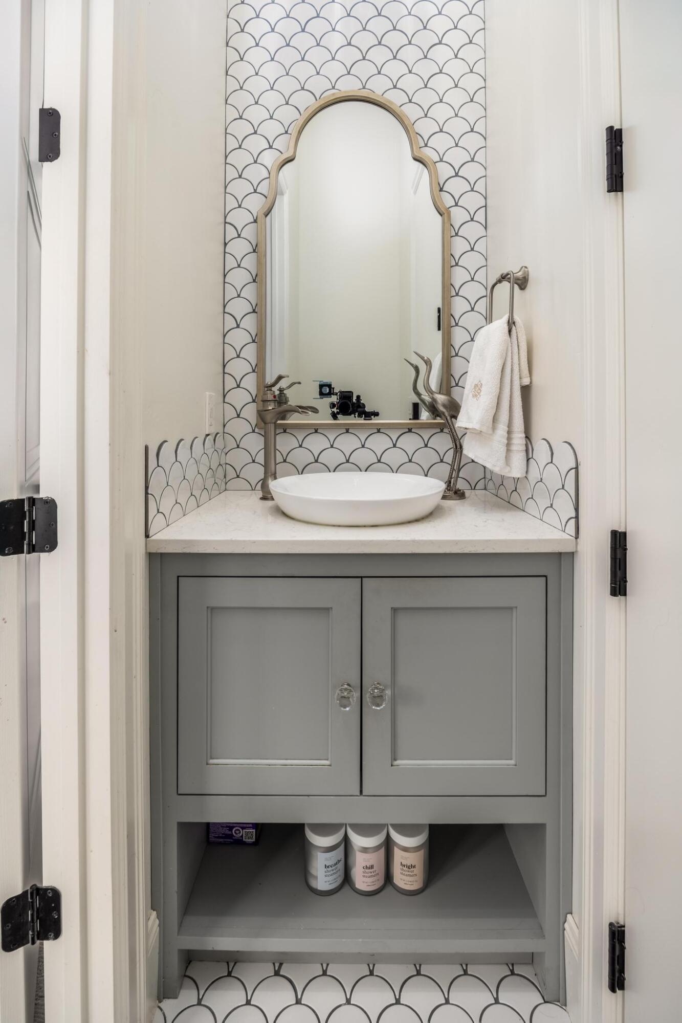 SHADOW BLUFF - Residential