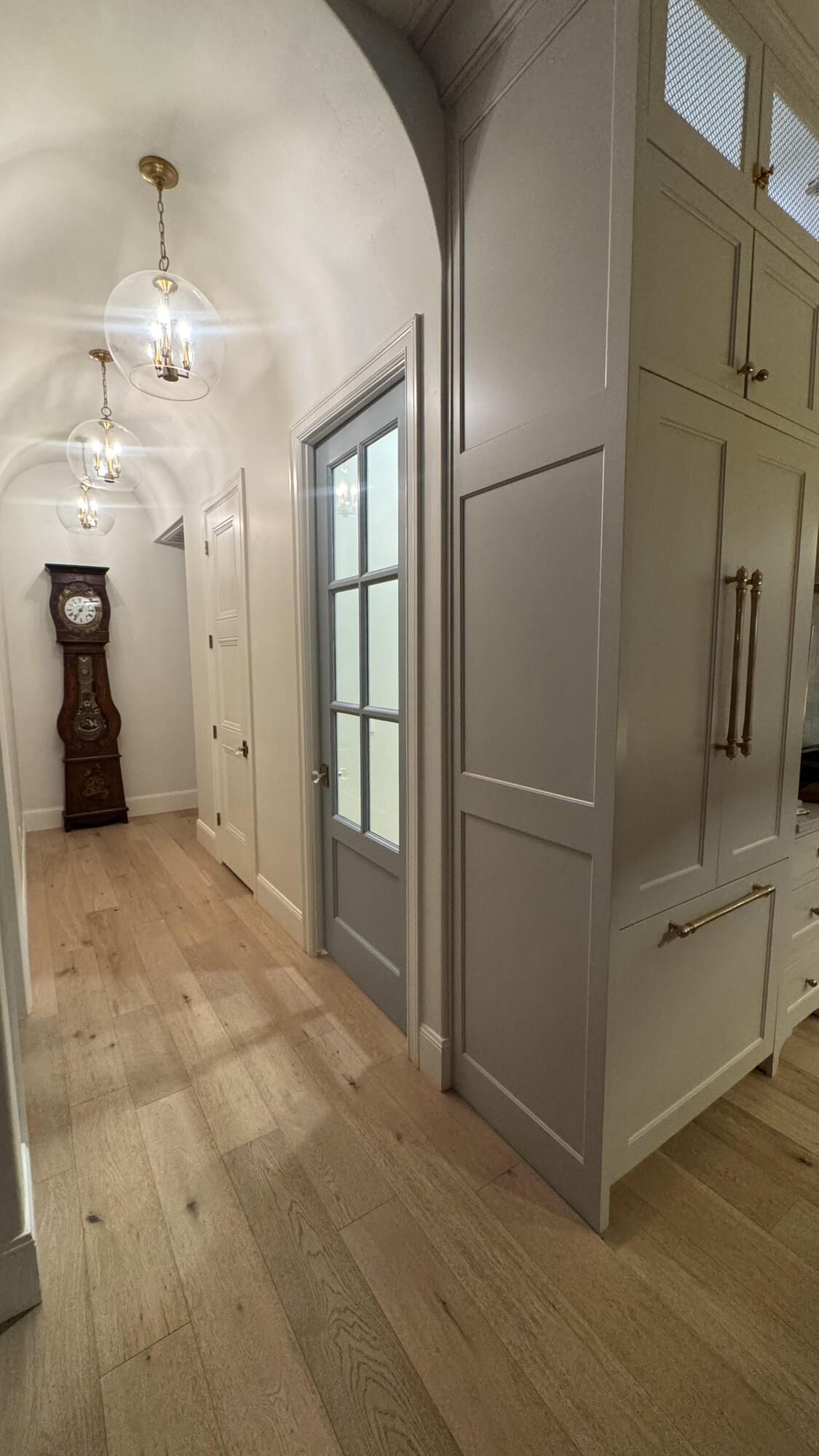 SHADOW BLUFF - Residential