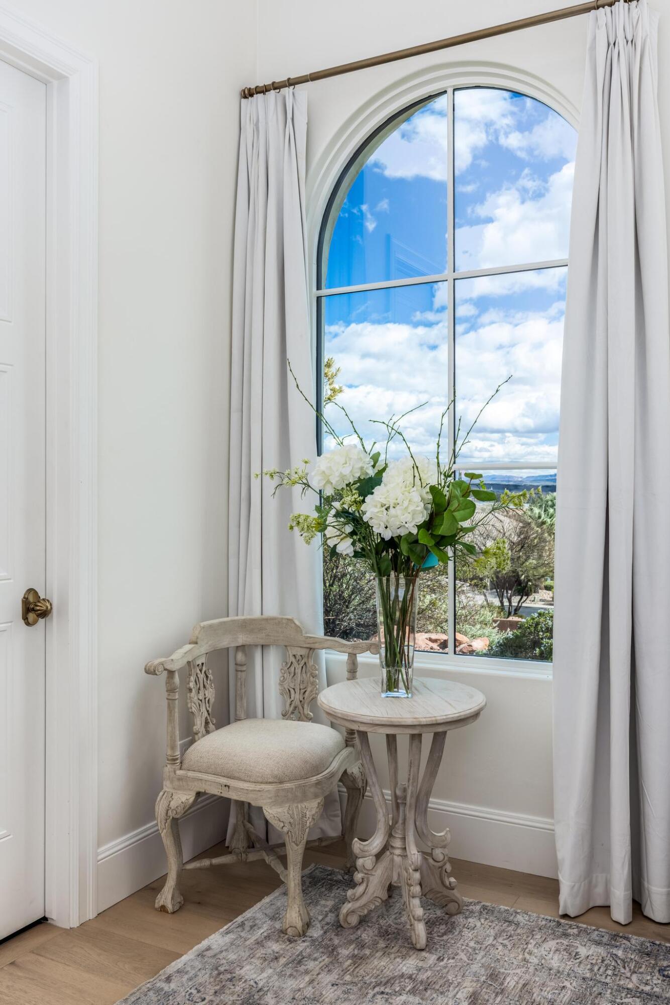 SHADOW BLUFF - Residential