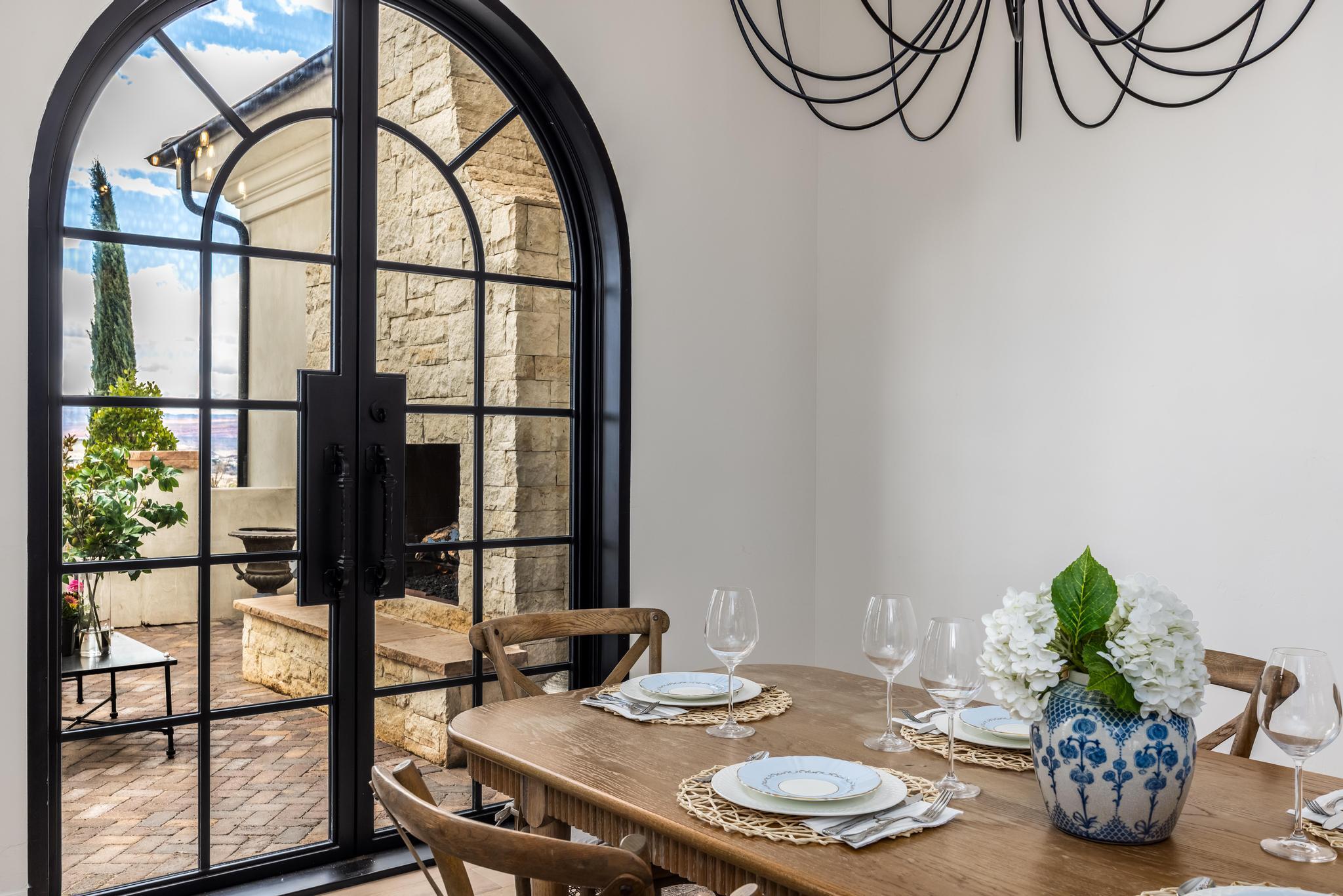 SHADOW BLUFF - Residential