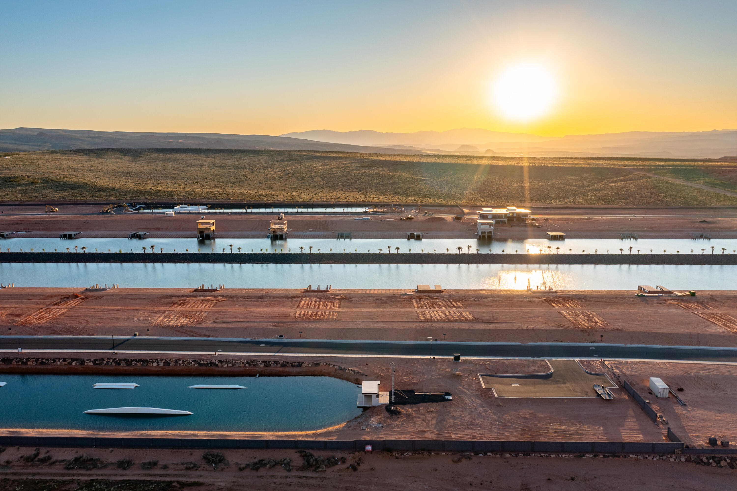 SOUTHERN SHORES - Land