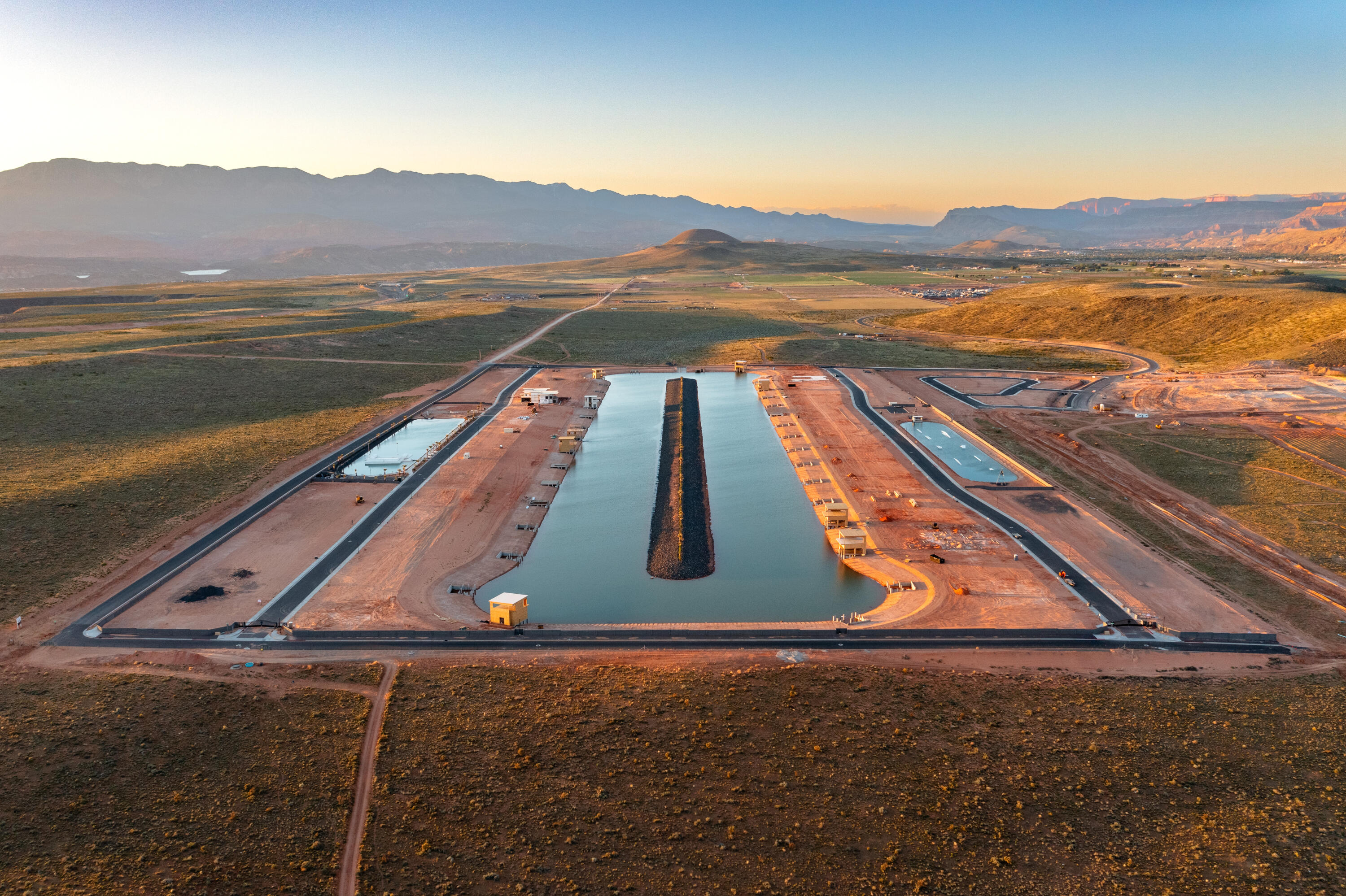 SOUTHERN SHORES - Land