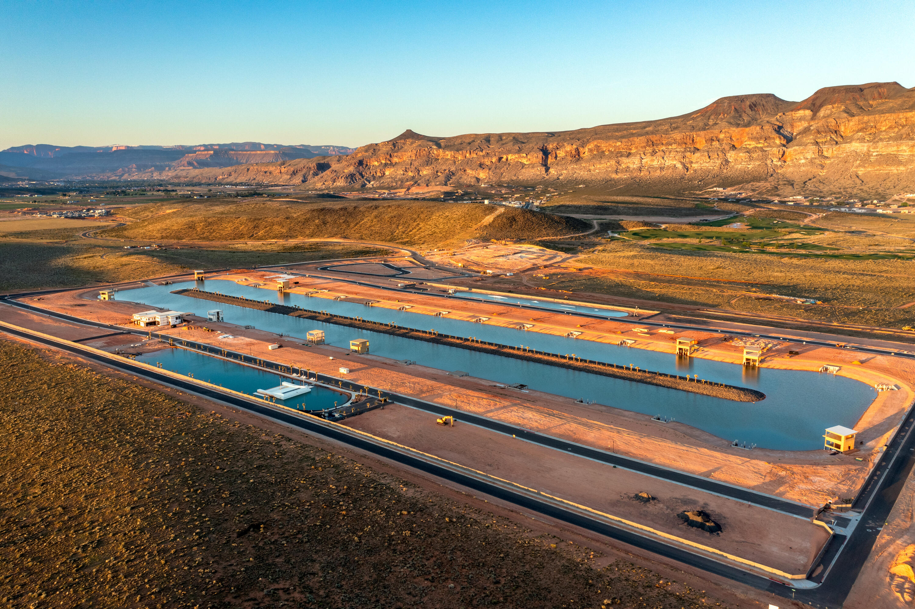 SOUTHERN SHORES - Land