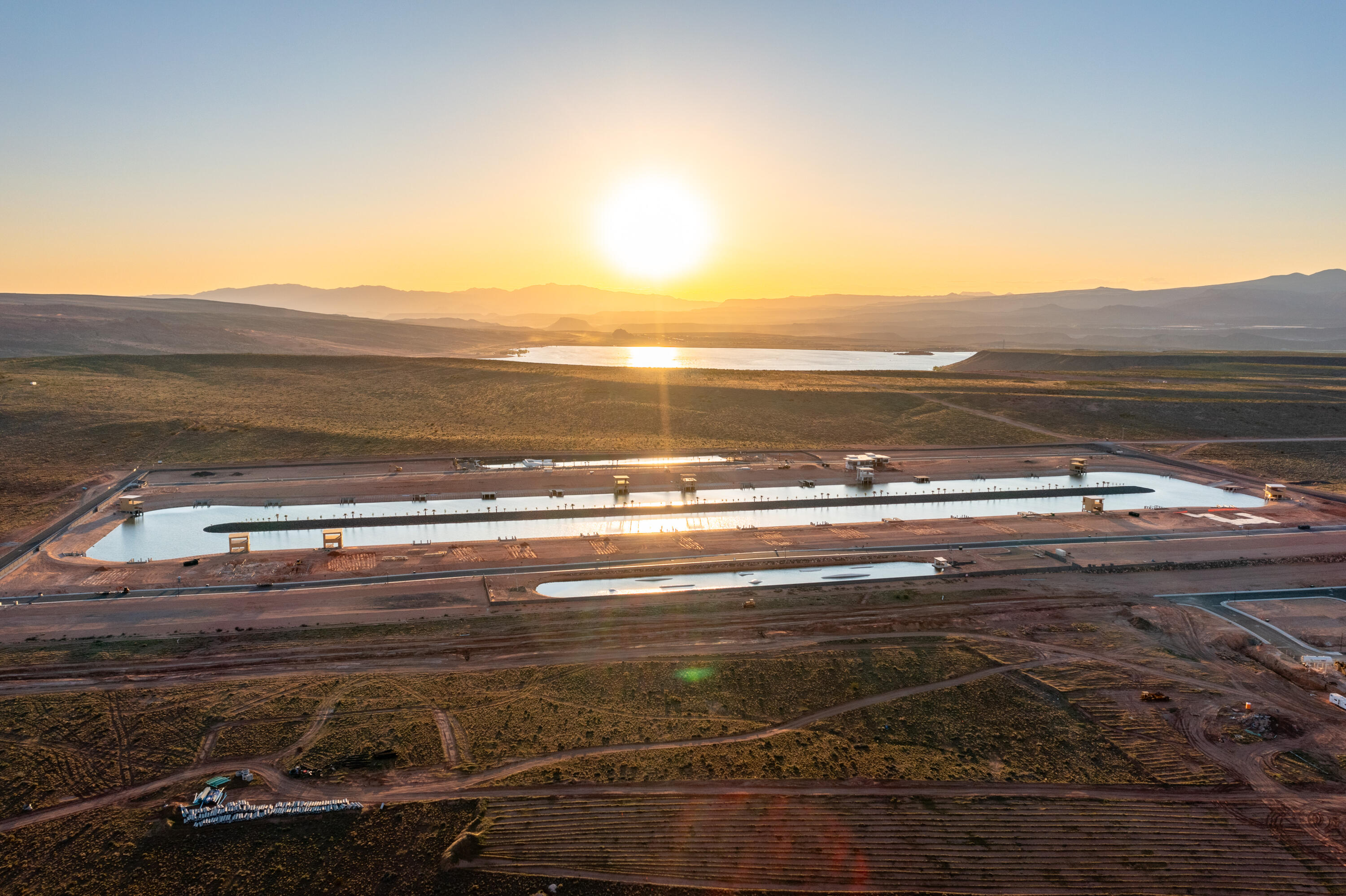 SOUTHERN SHORES - Land