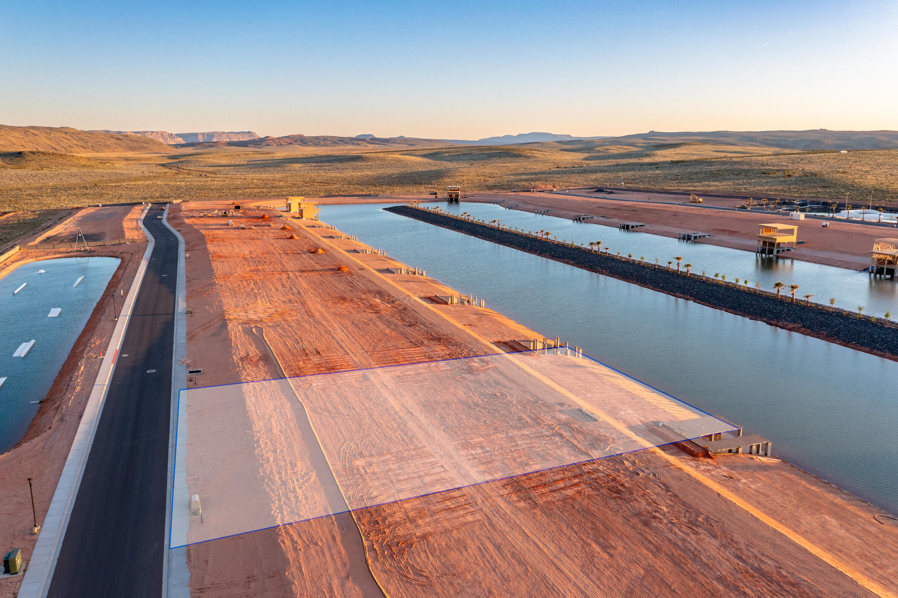 SOUTHERN SHORES - Land