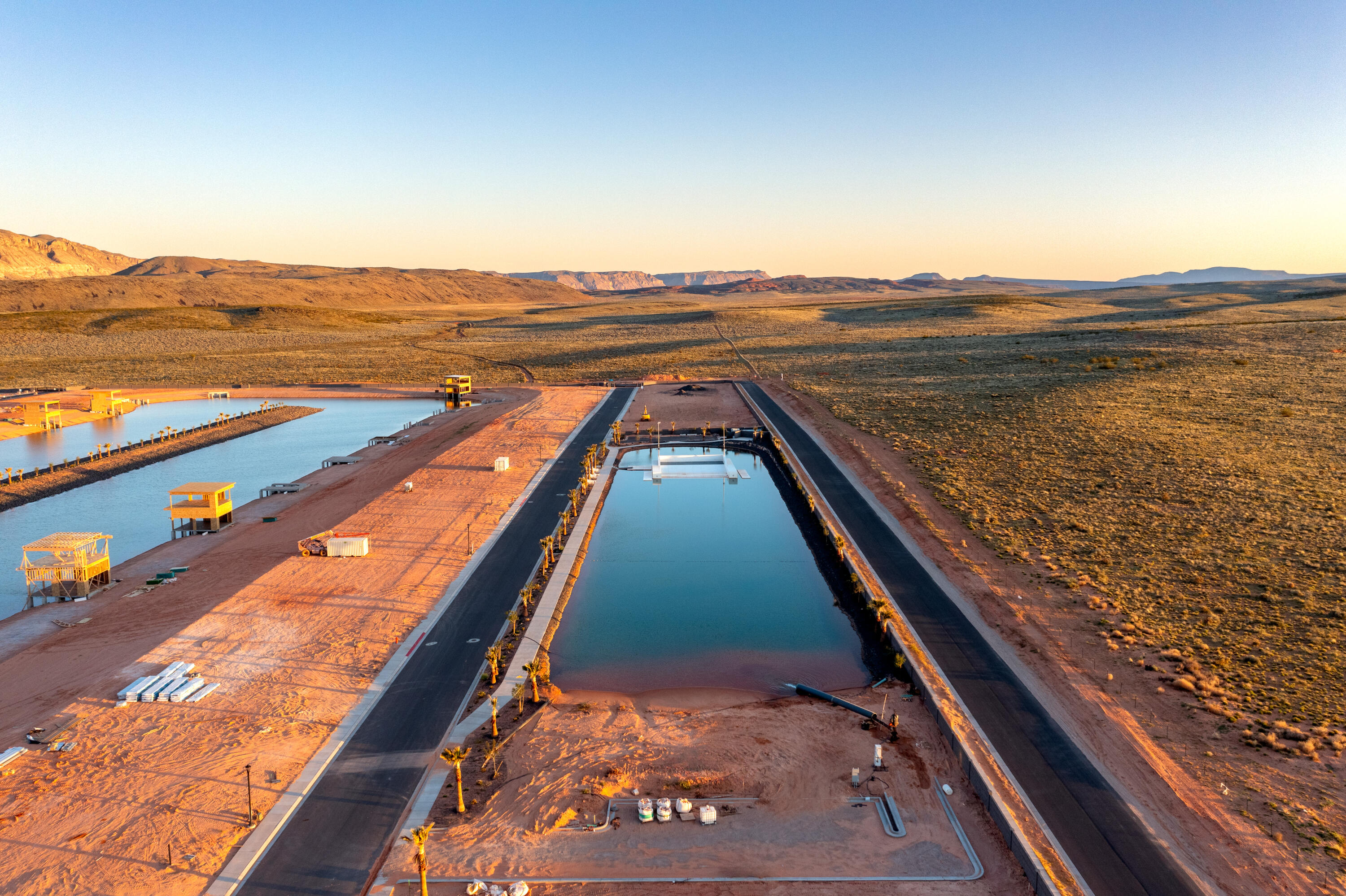 SOUTHERN SHORES - Land