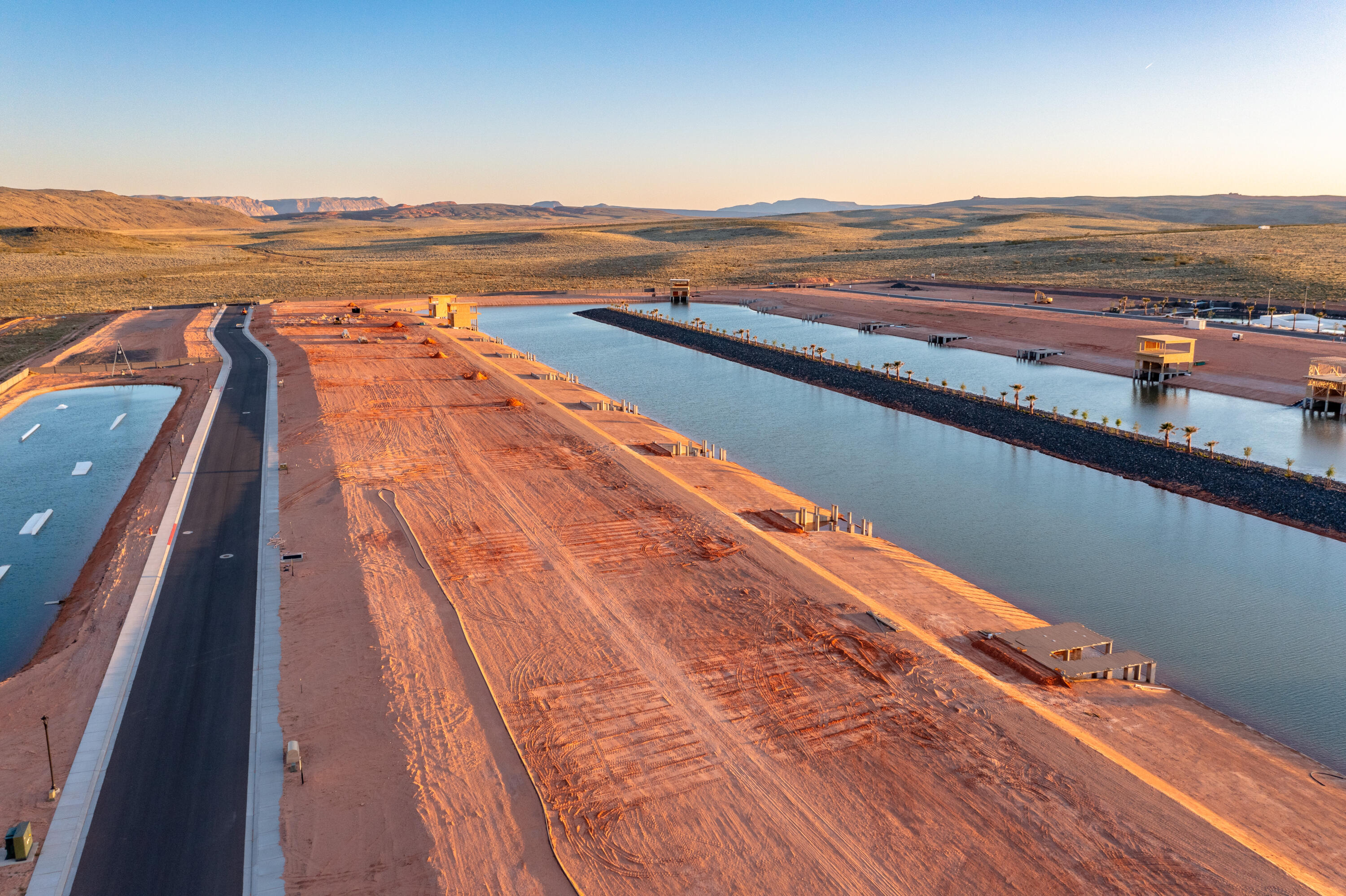 SOUTHERN SHORES - Land