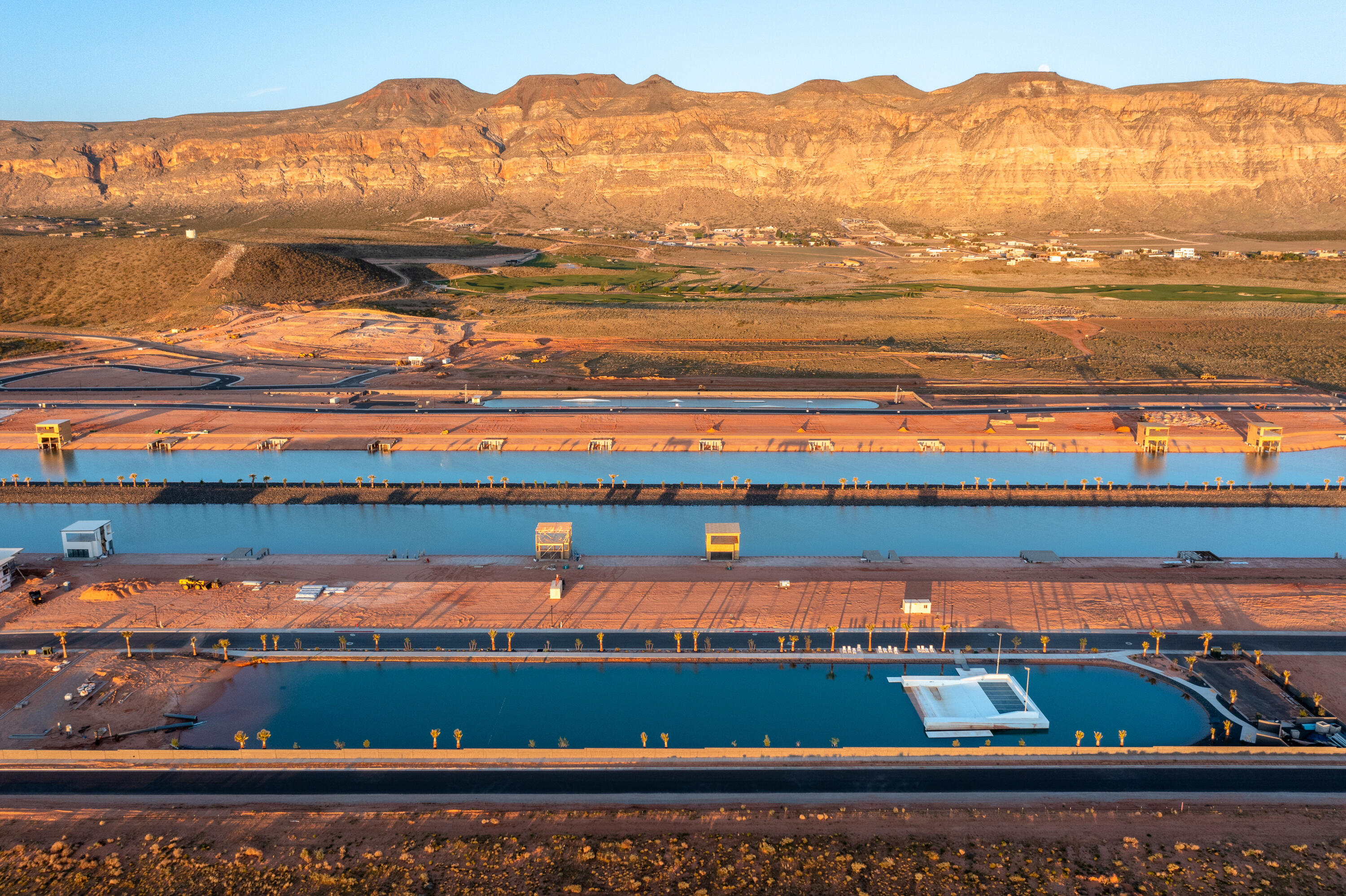 SOUTHERN SHORES - Land