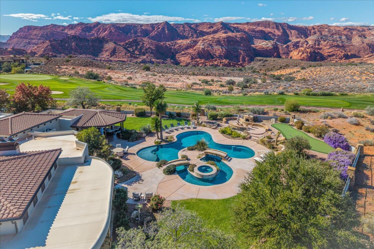 LEDGES OF ST GEORGE - Residential