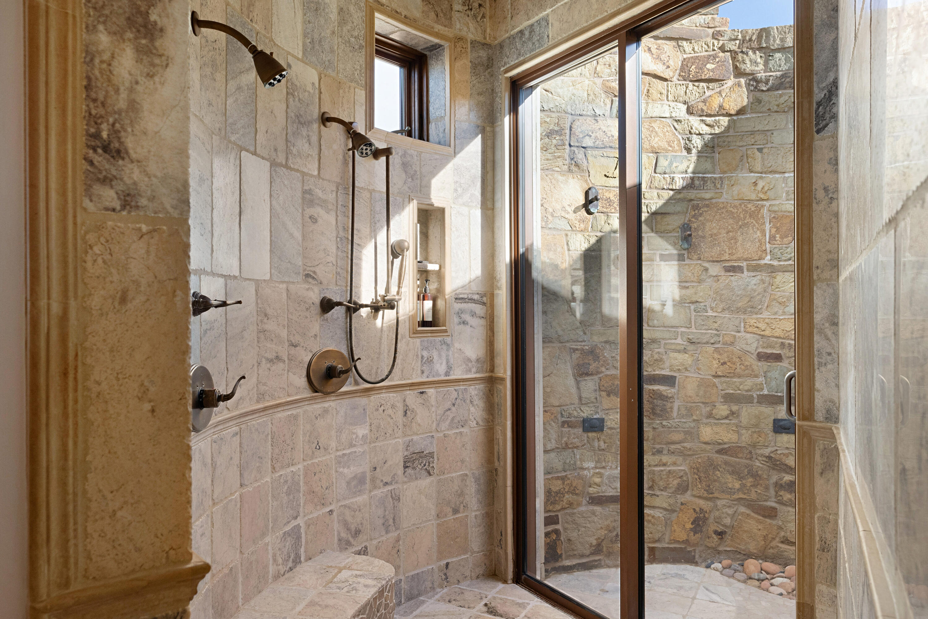 LEDGES OF ST GEORGE - Residential