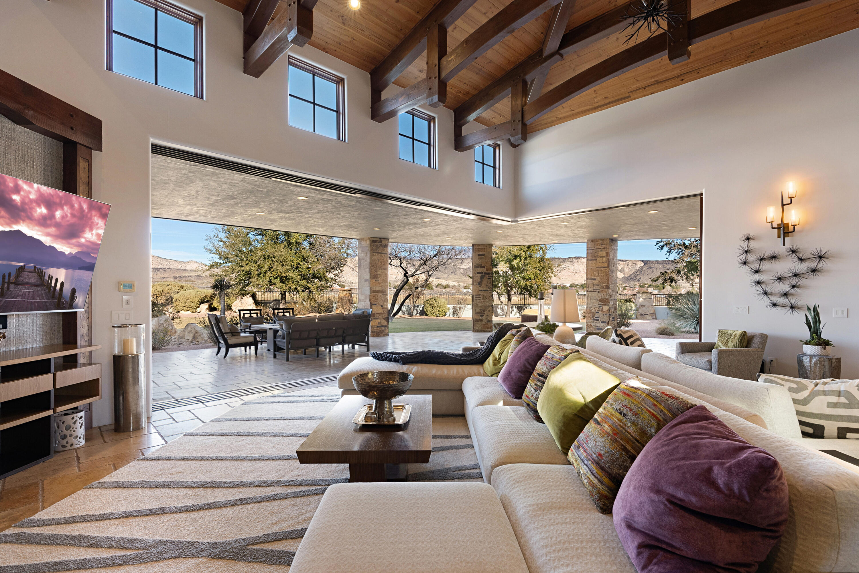 LEDGES OF ST GEORGE - Residential