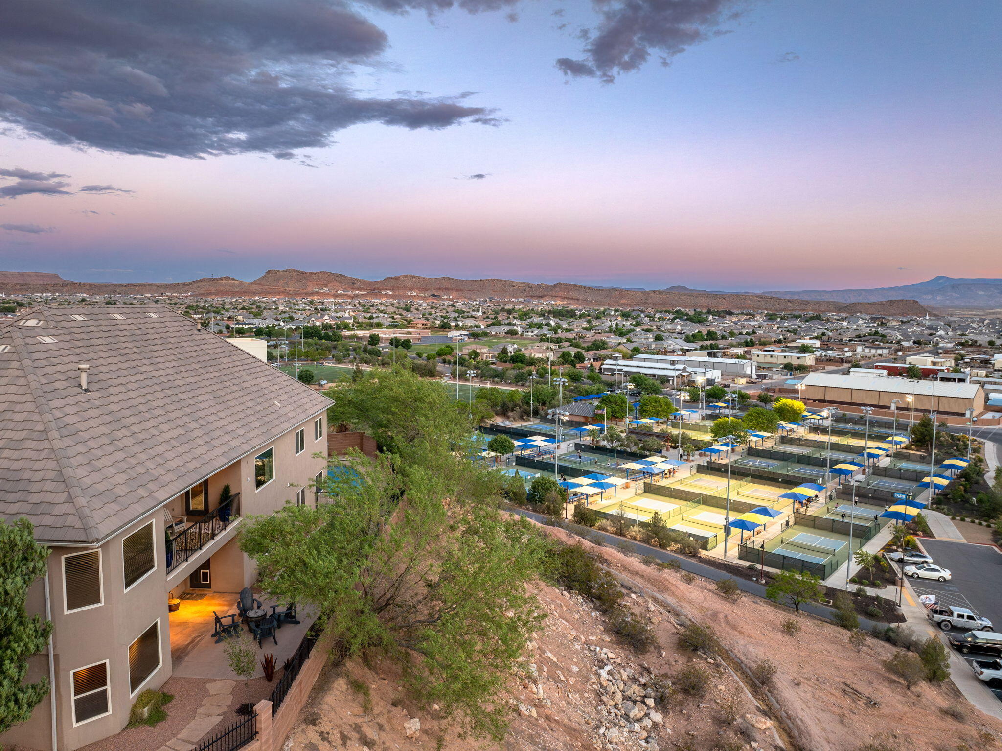 KNOLLS AT LITTLE VALLEY - Residential