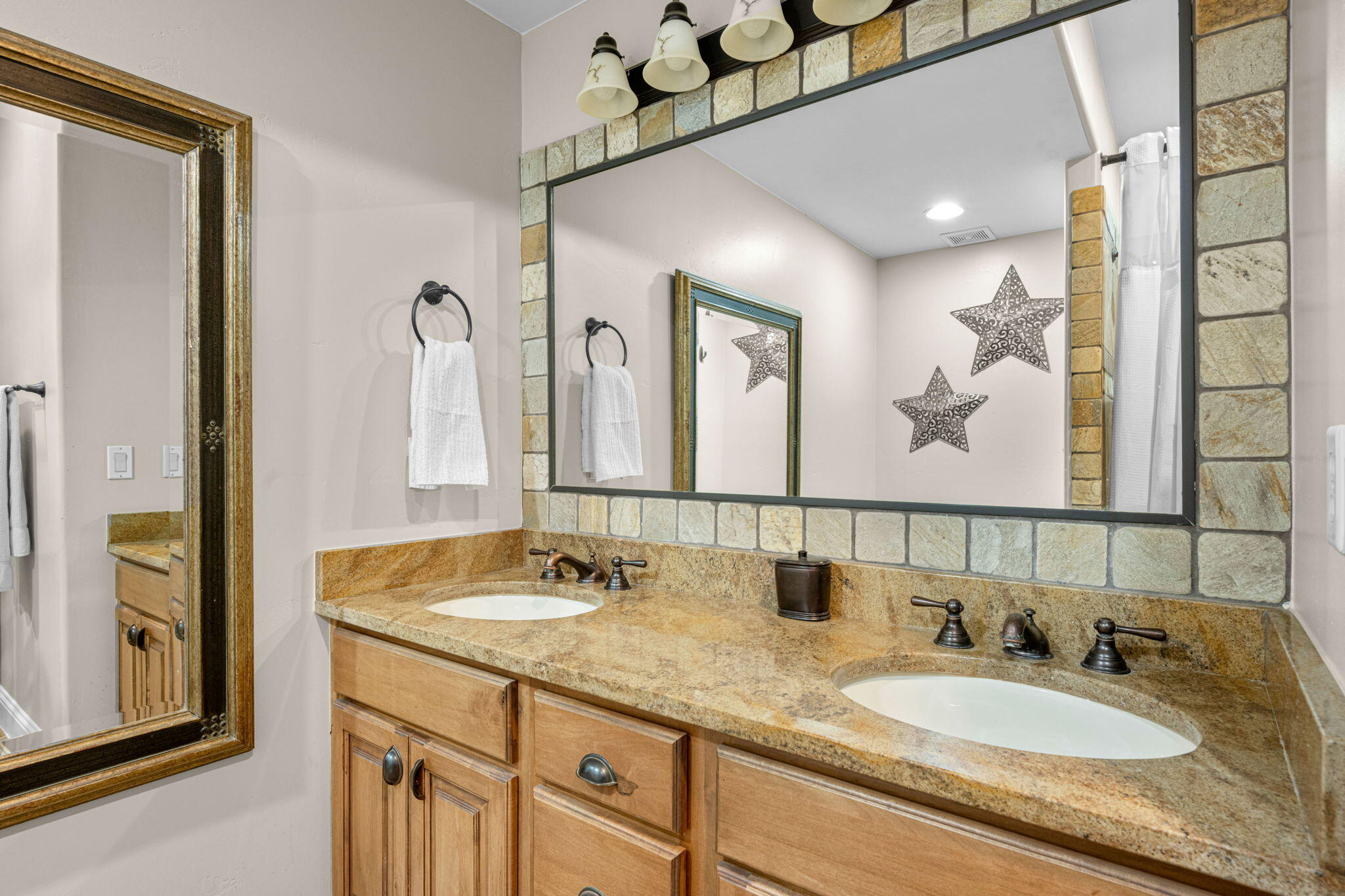 KNOLLS AT LITTLE VALLEY - Residential