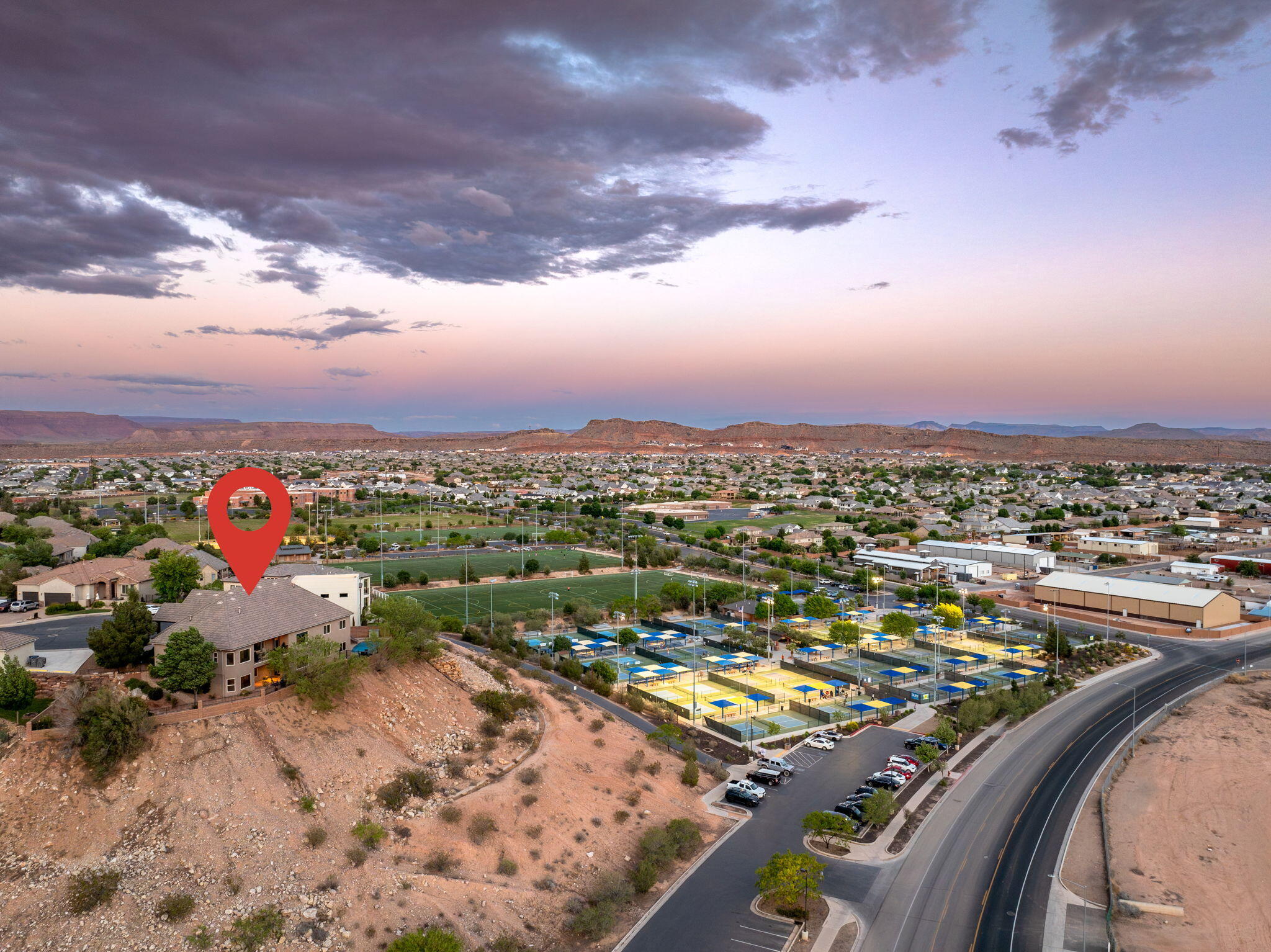 KNOLLS AT LITTLE VALLEY - Residential