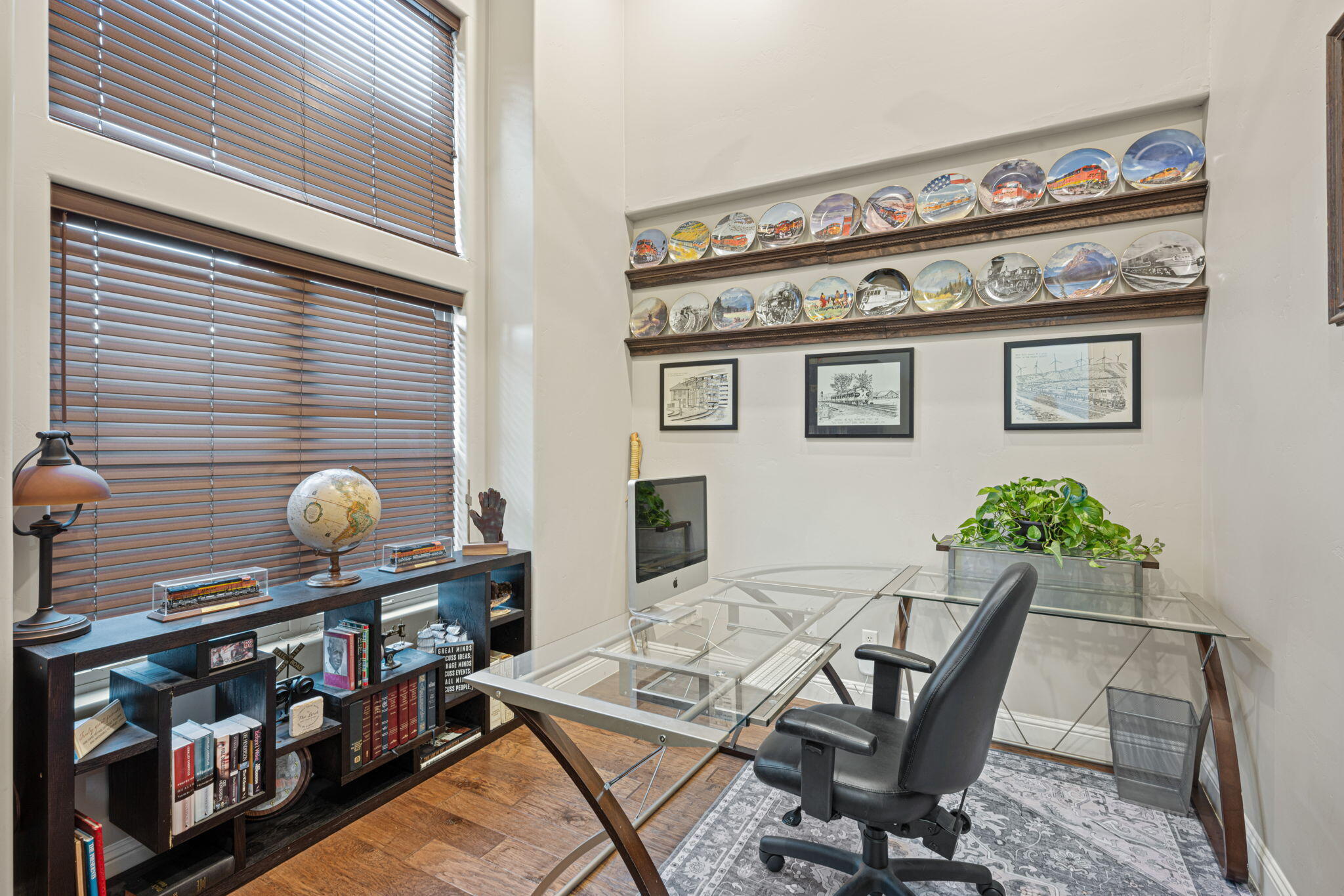 KNOLLS AT LITTLE VALLEY - Residential