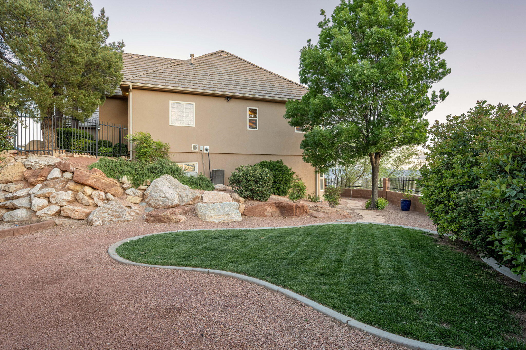 KNOLLS AT LITTLE VALLEY - Residential