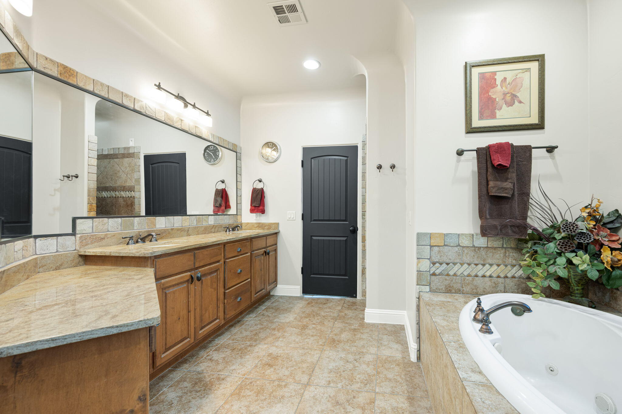 KNOLLS AT LITTLE VALLEY - Residential