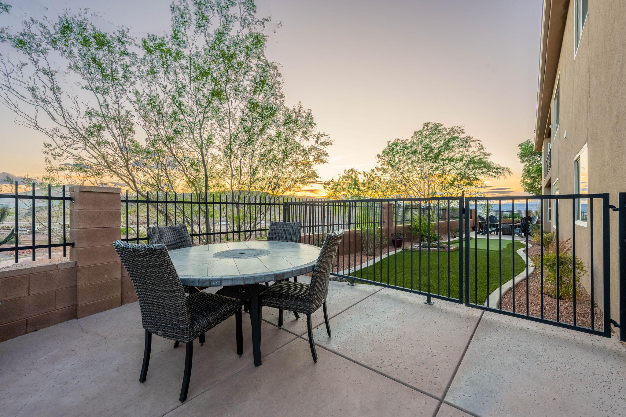 KNOLLS AT LITTLE VALLEY - Residential