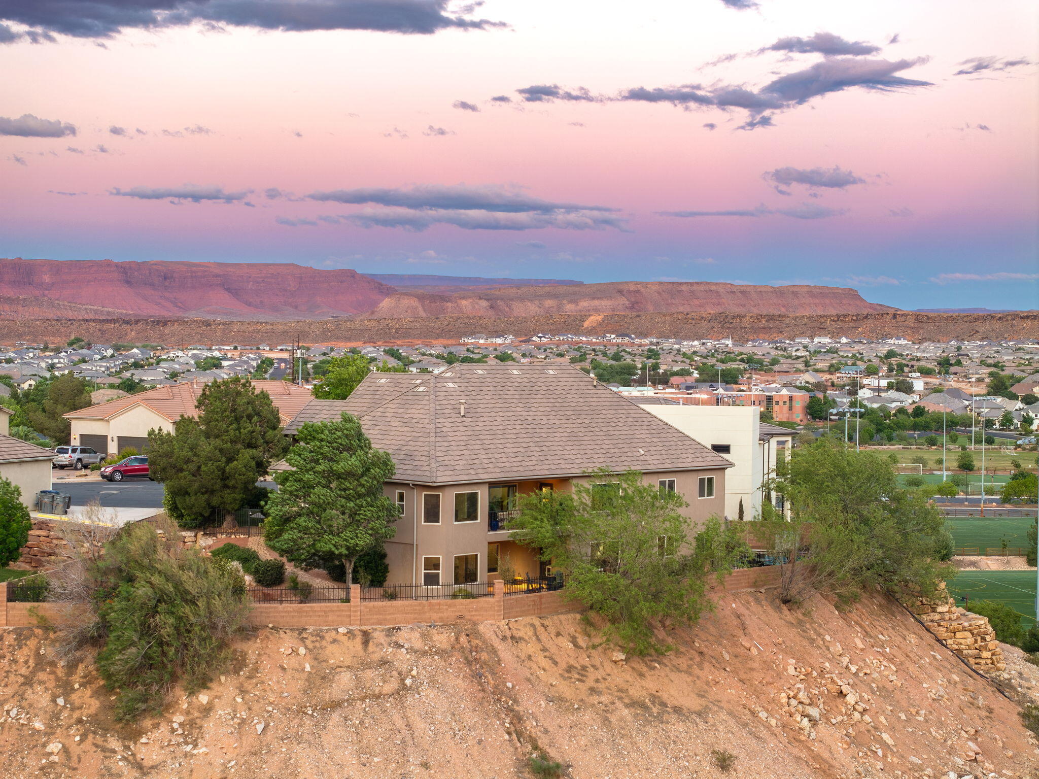 KNOLLS AT LITTLE VALLEY - Residential